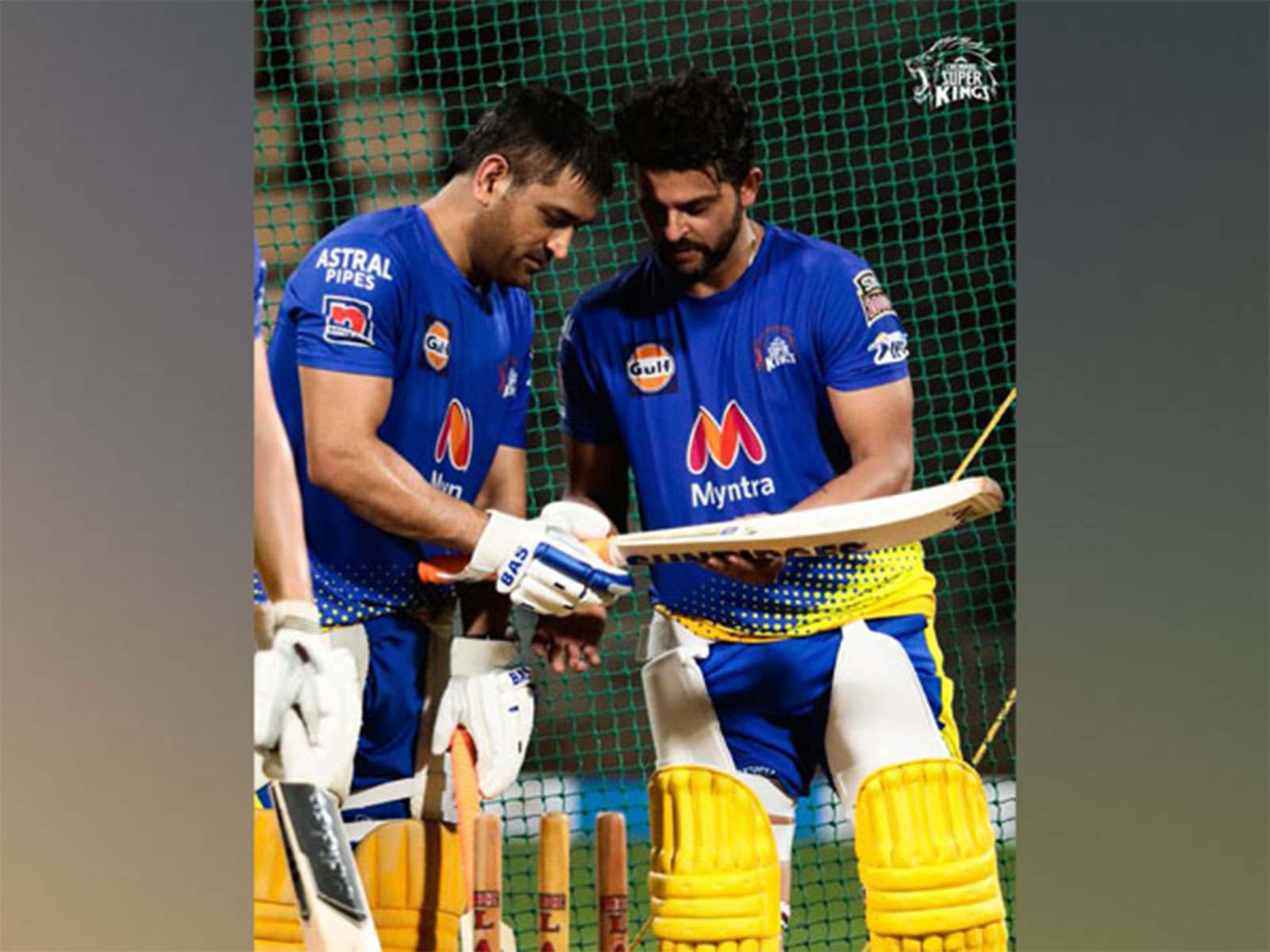 MS Dhoni and Suresh Raina. (Photo: @ChennaiIPL X)