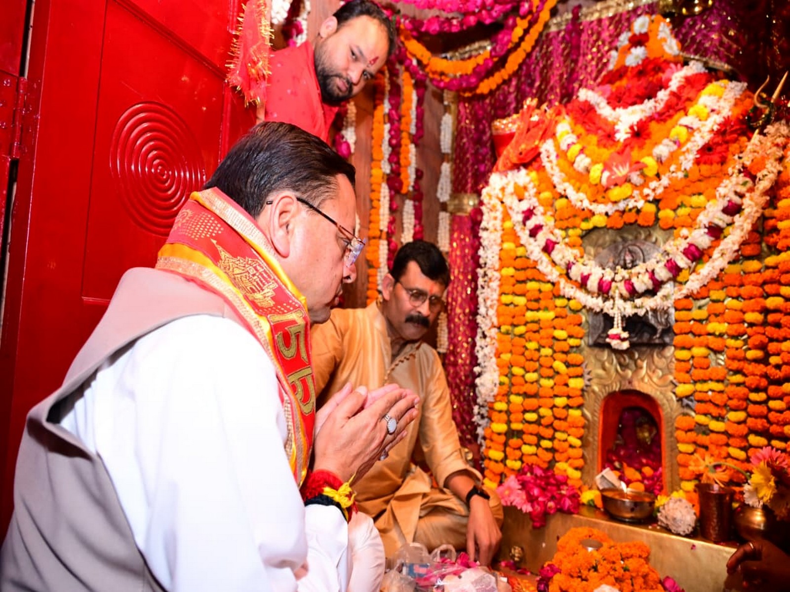 Uttarakhand Chief Minister Pushkar Singh Dhami offering prayers (Photo/ANI)