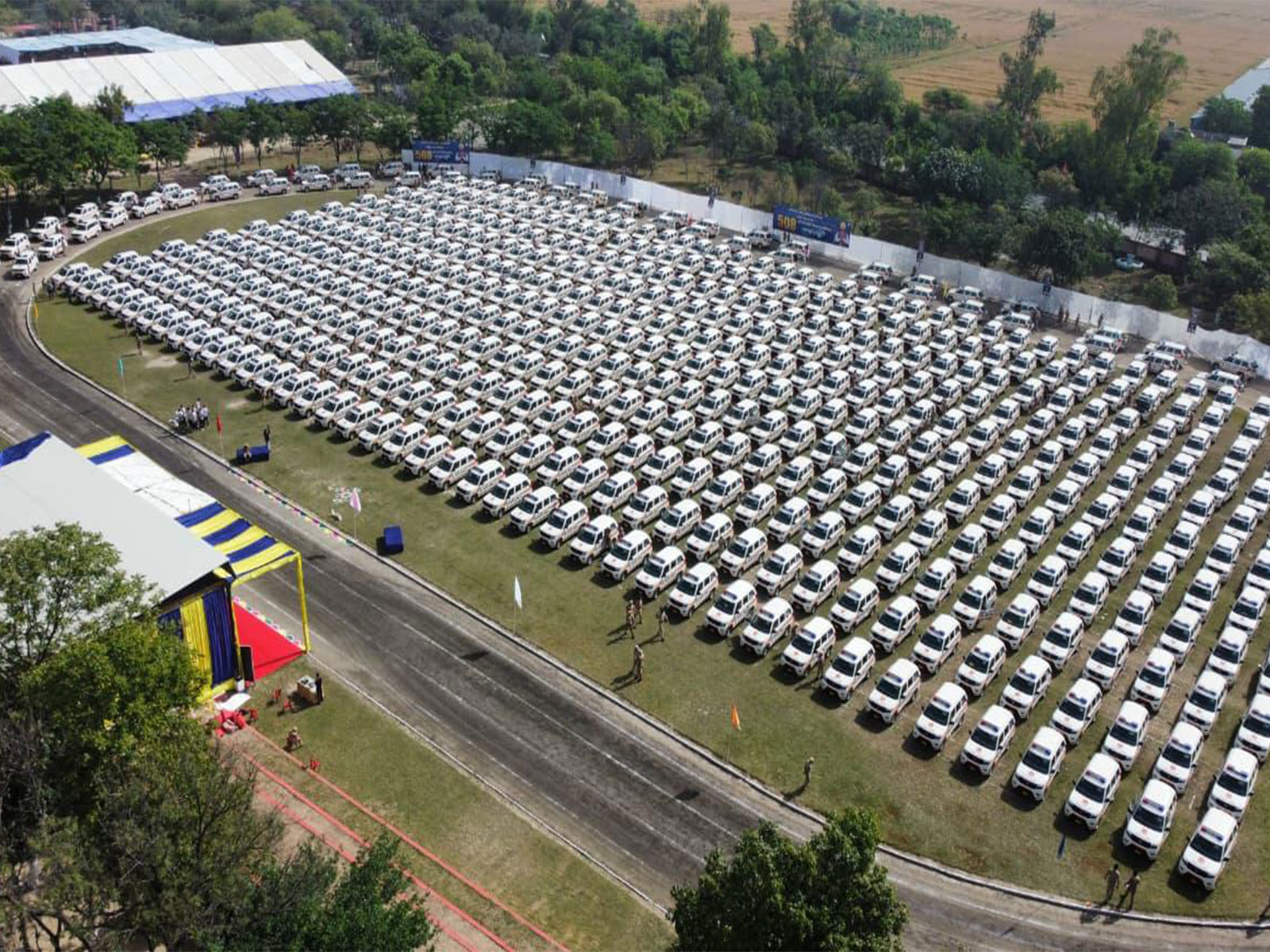 Punjab CM Bhagwant Mann flags off 508 emergency response vehicles ( Temporary Photo/AAP PRO)