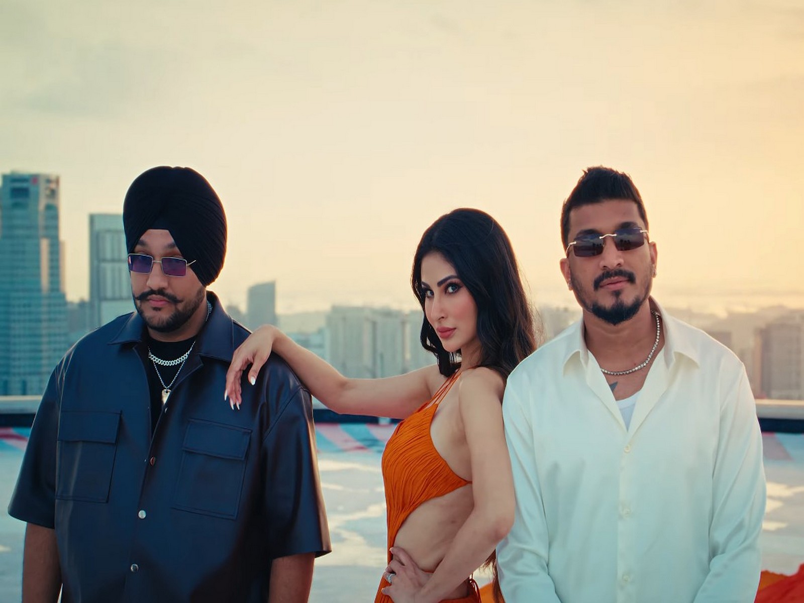 A snip from the song (Photo/instagram/@vivianakadivine)