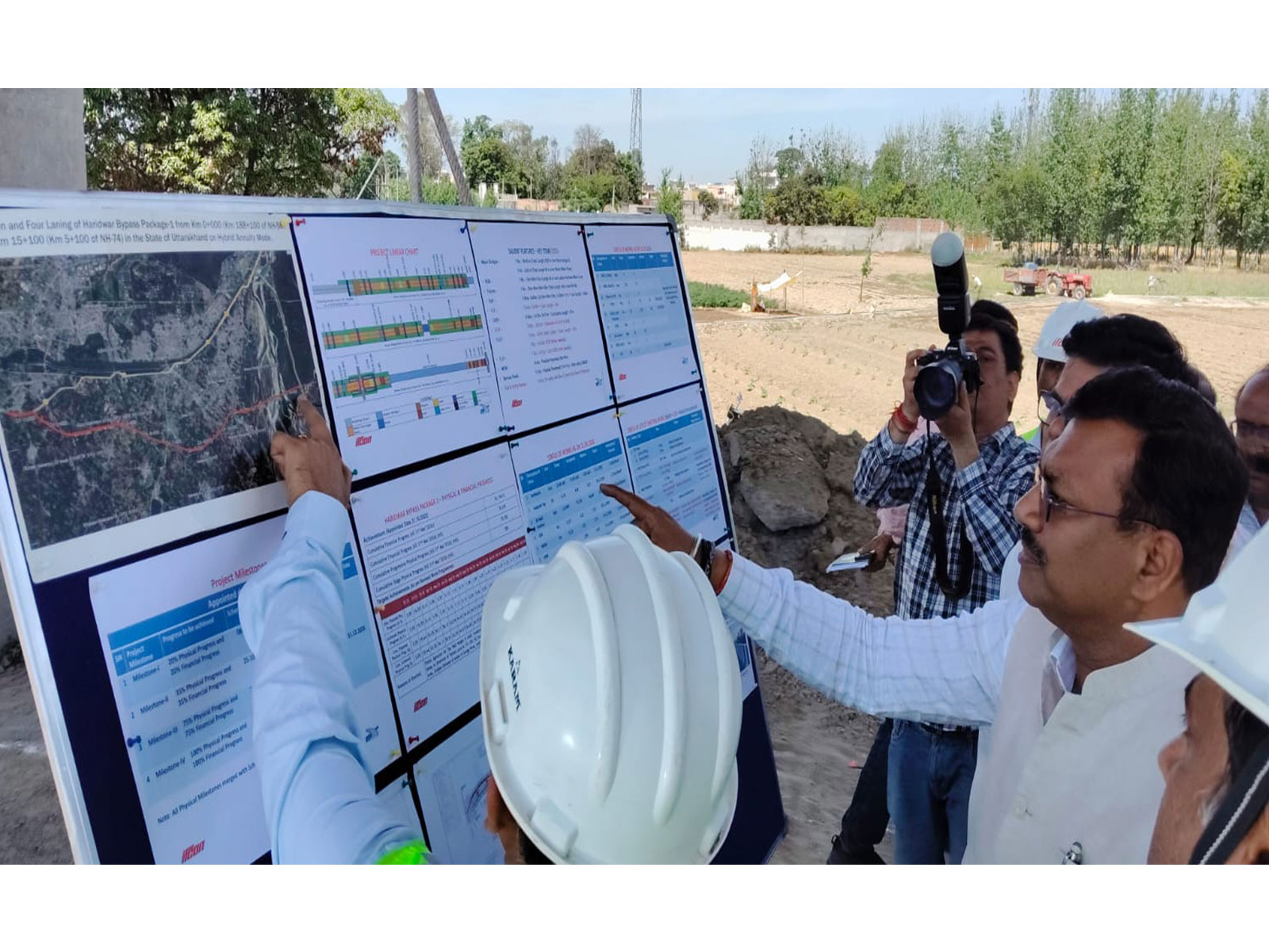 Uttarakhand Chief Secy Anand Bardhan reviewing Kumbh 2027 works in Haridwar (Photo/Uttarakhand CMO)