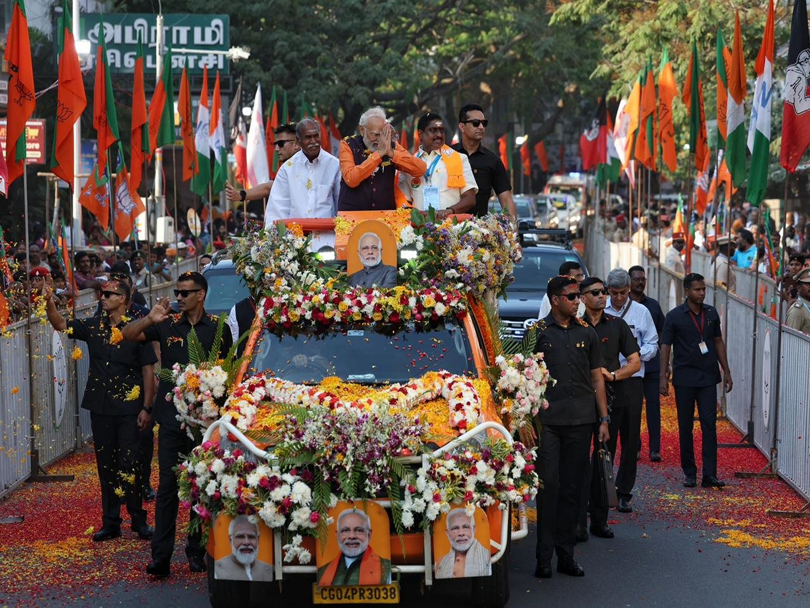 Prime Minister Narendra Modi during massive roadshow in Puducherry. (Photo:X@narendramodi)