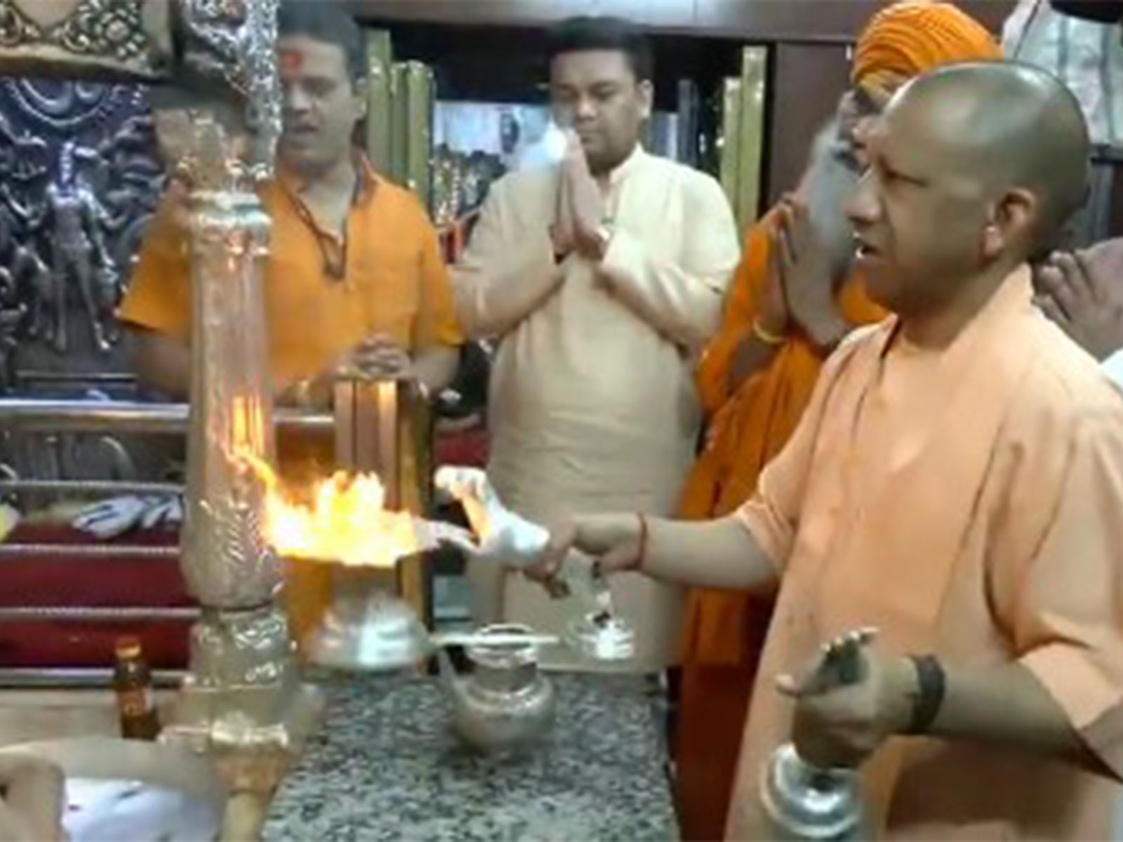 Uttar Pradesh Chief Minister Yogi Adityanath performing aarti (Photo/ANI)
