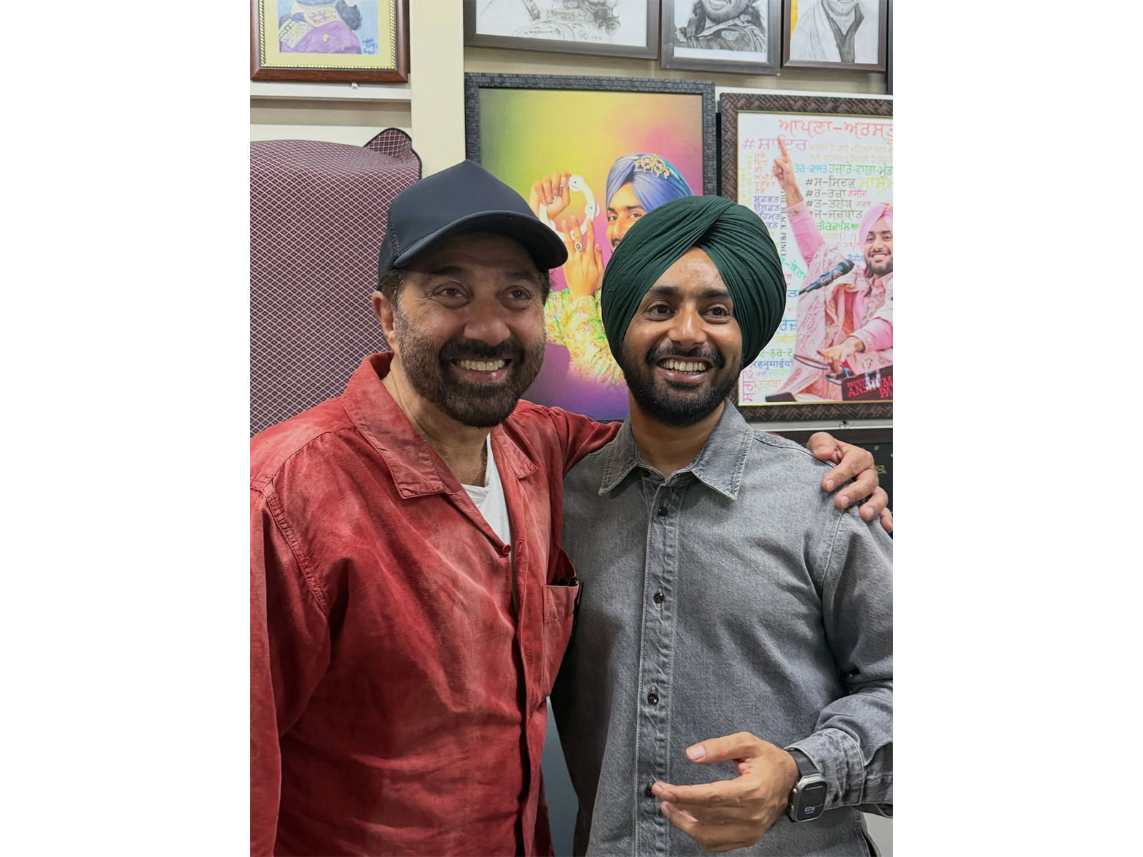 Sunny Deol and Satinder Sartaaj (Image source: Satinder's Instagram)