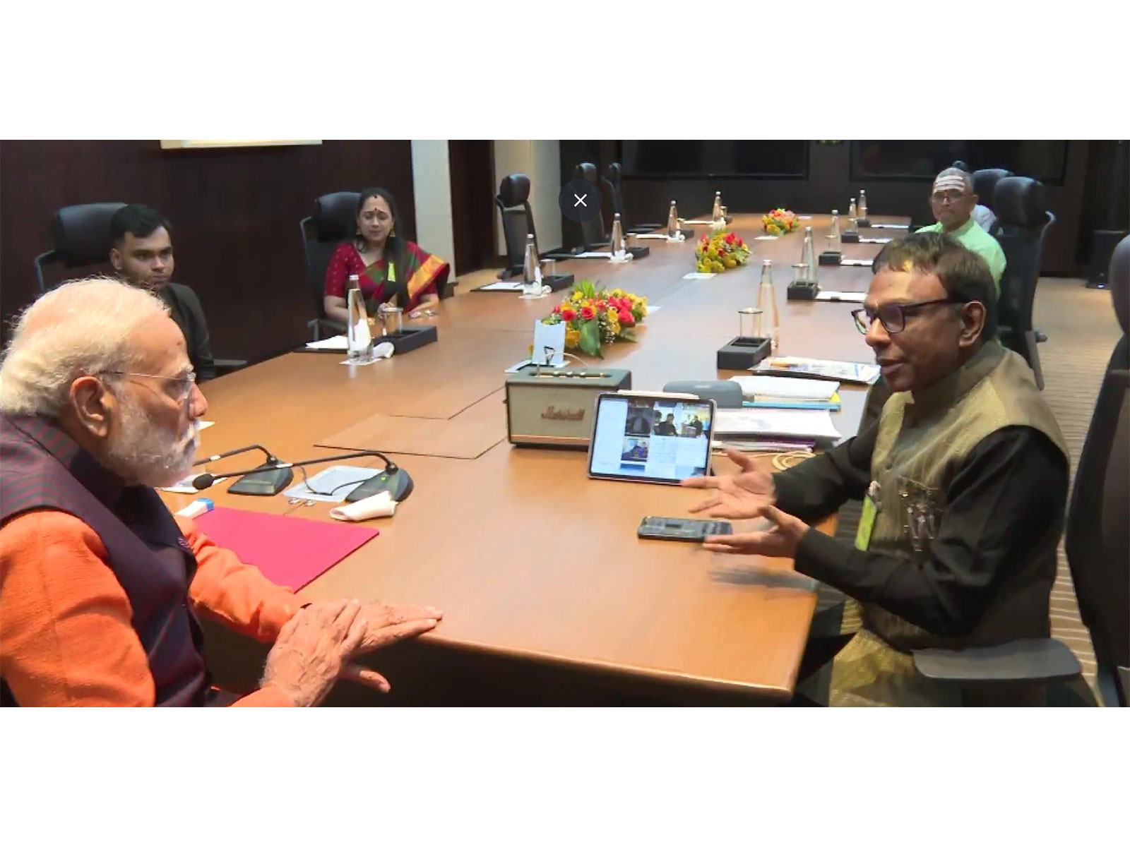 PM Modi meets composer Ramesh Vinayakam (Photo/@narendramodi)