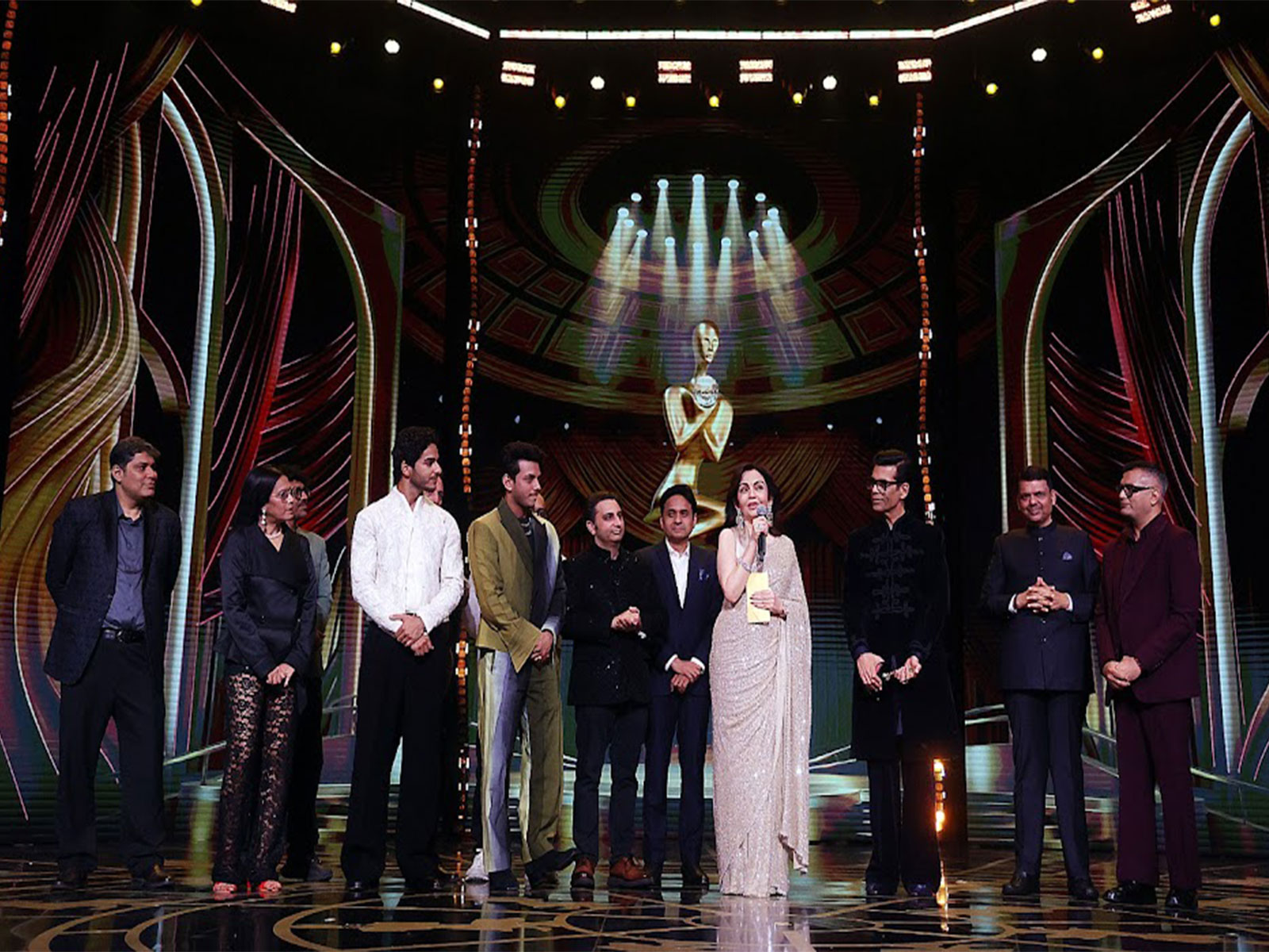 Reliance Foundation founder-chairperson Nita Ambani,  Maharashtra Chief Minister Devendra Fadnavis (Photo/  Chetak Screen Awards 2026 )