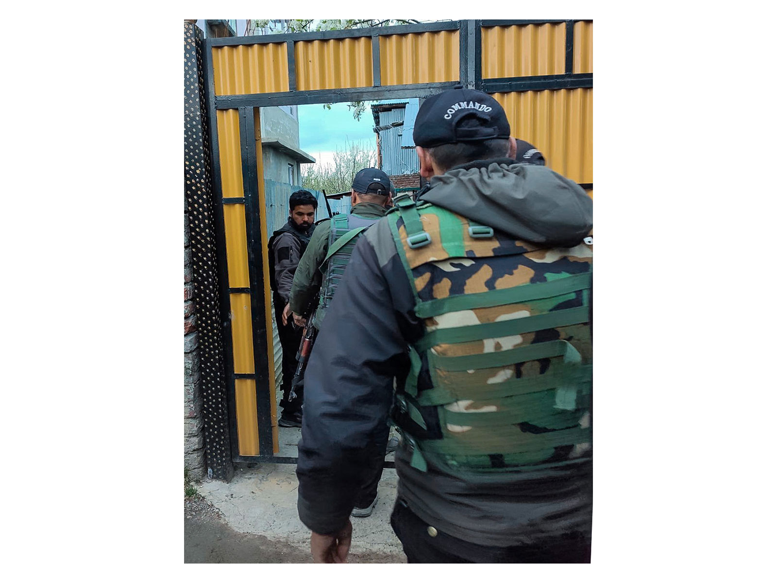 Visual from J-K Police's Counter Intelligence Wing raid (Photo/ANI)