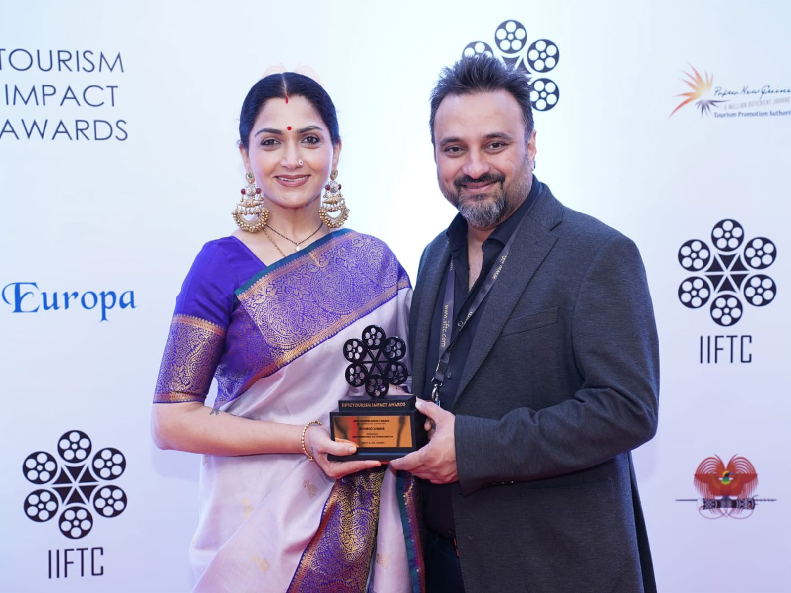 Khushboo Sundar with IIFTC Founder Harshad Bhagwat