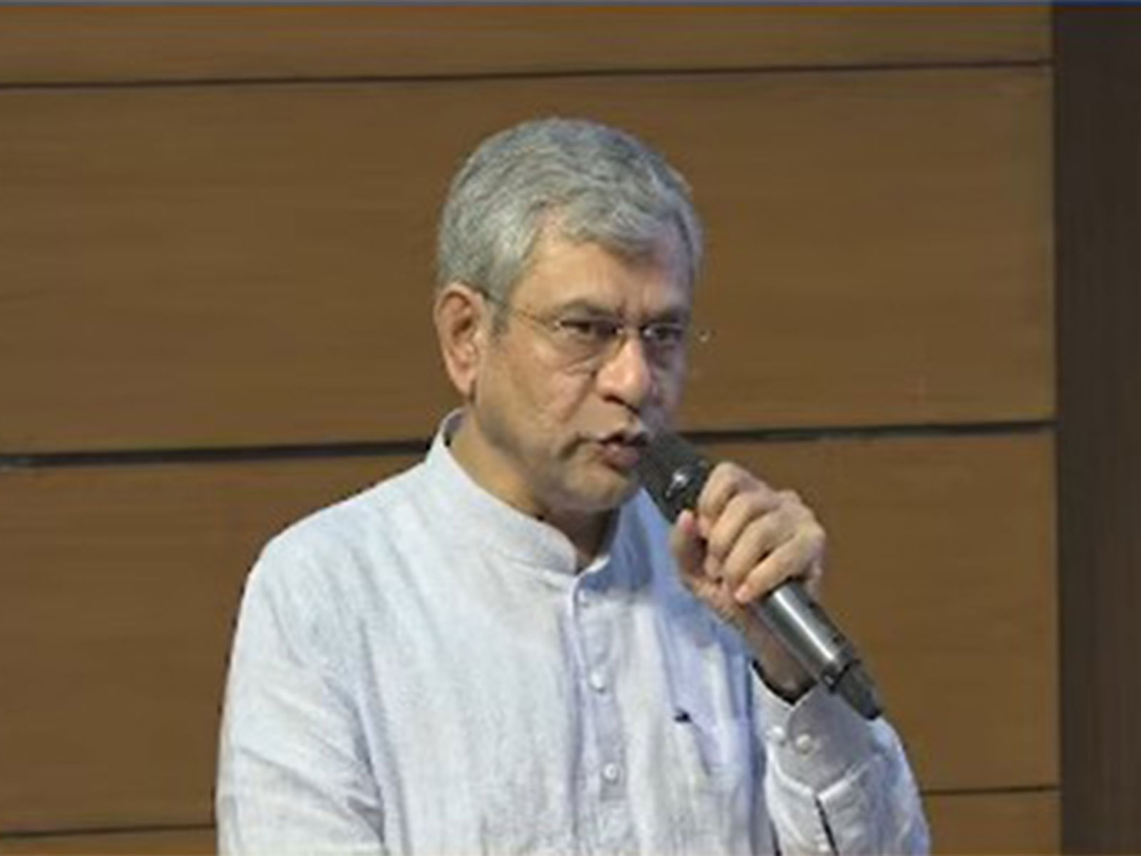 Union Minister Ashwini Vaishnaw (Photo/PIB)