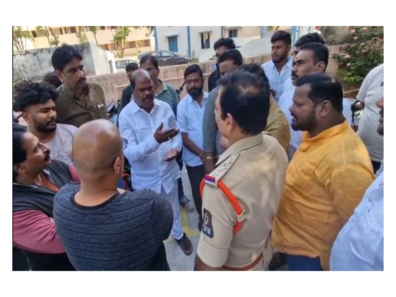 BJP protests attack on Gau Rakshak in Hyderabad (Photo/ANI)