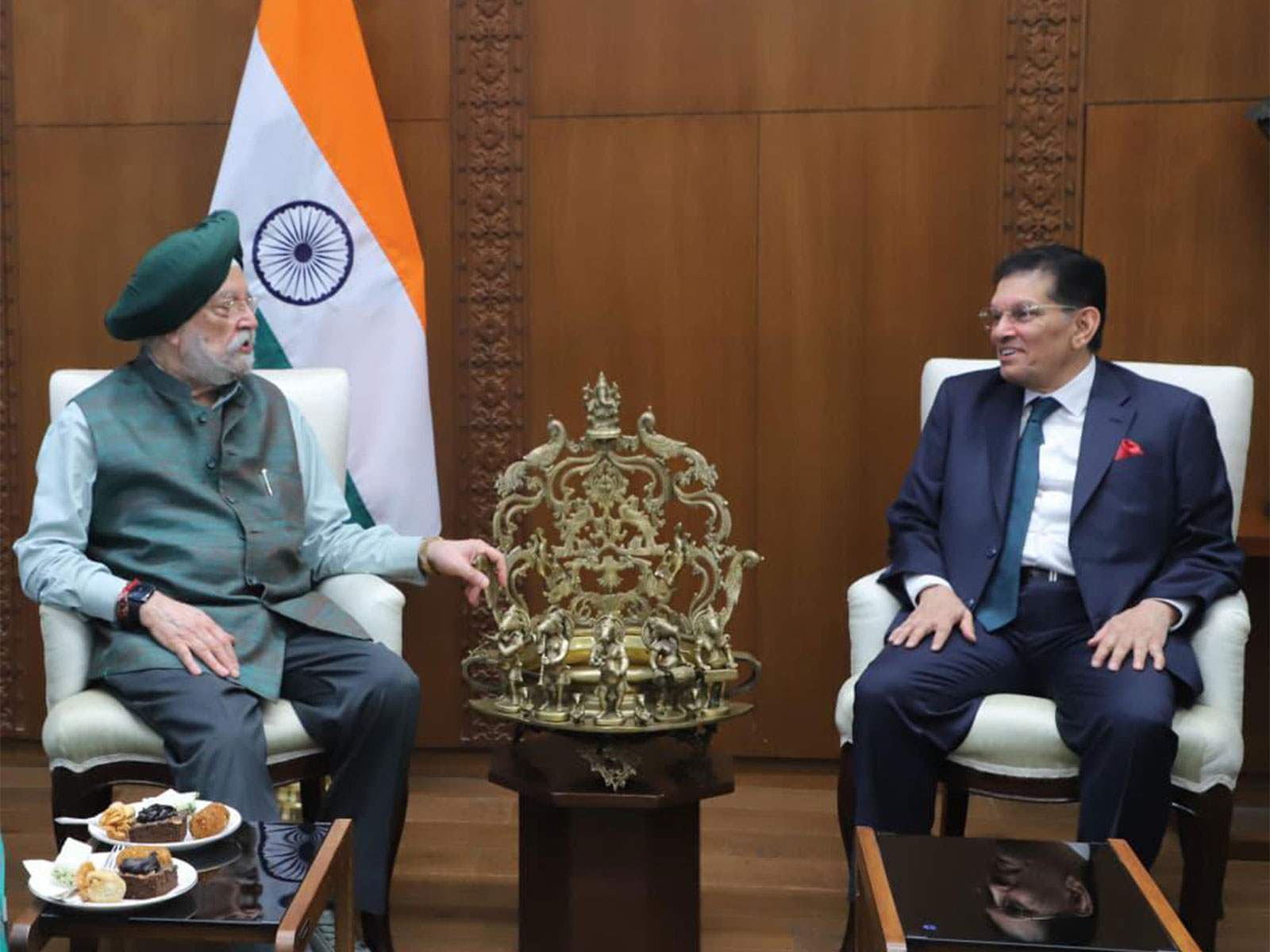 Union Minister for Petroleum and Natural Gas Hardeep Singh Puri meets Bangladesh Foreign Minister Khalilur Rahman in New Delhi. (Photo: X/@HardeepSPuri)