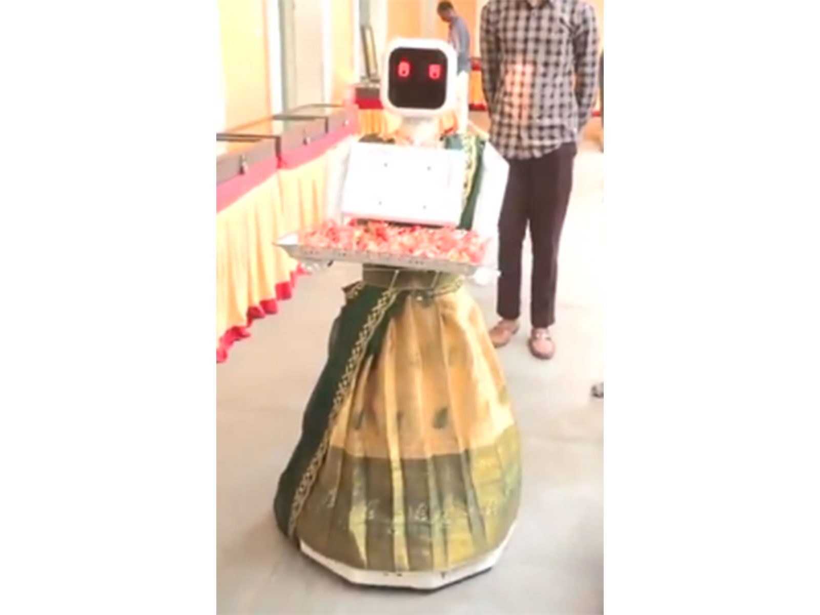 Humanoid Robot "Nila" at Polling Booth in Puducherry (Photo/ANI)