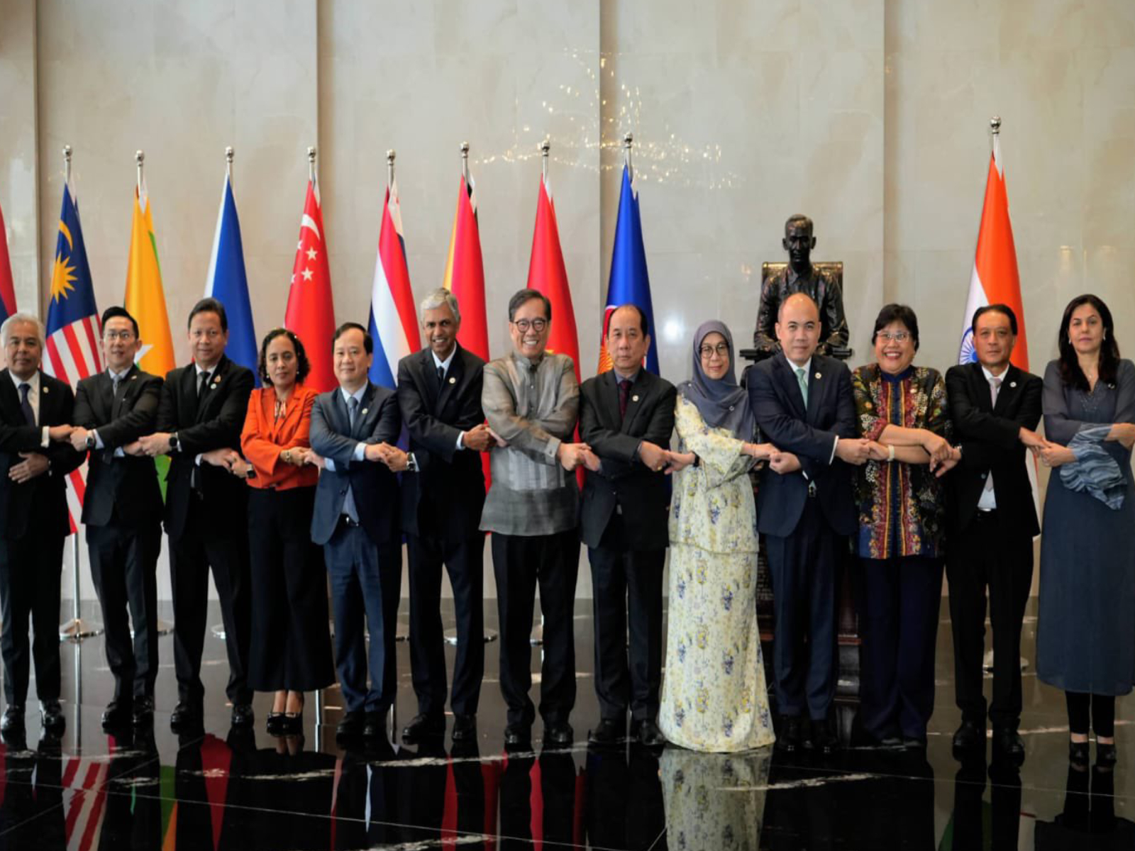 28th ASEAN-India Senior Officials' Meeting (Photo/X@MEAIndia)