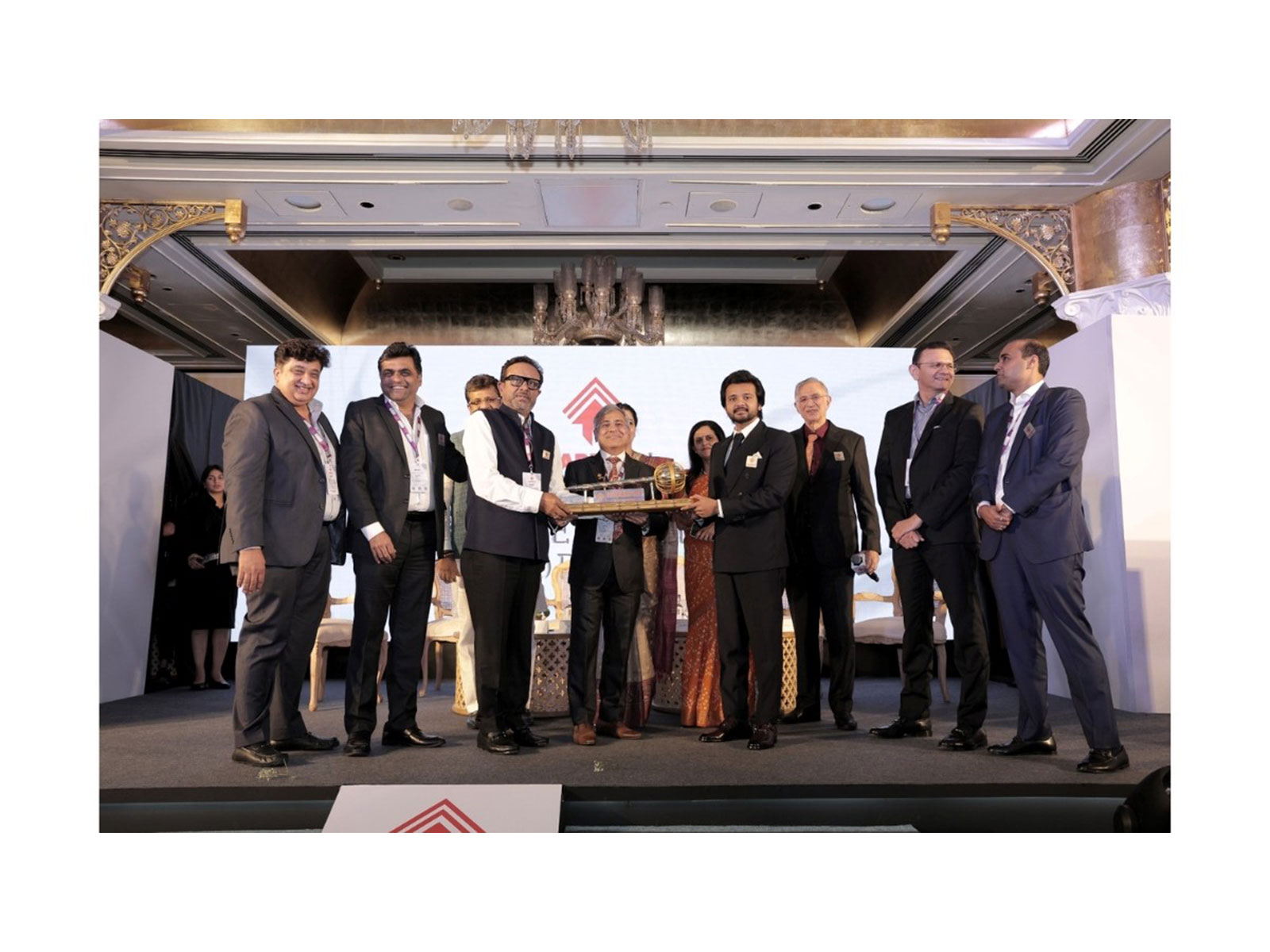 Mr. Prashant Sharma outgoing President of NAREDCO Maharashtra, hands over the baton to Mr. Kamlesh Thakur the incoming President of NAREDCO Maharashtra