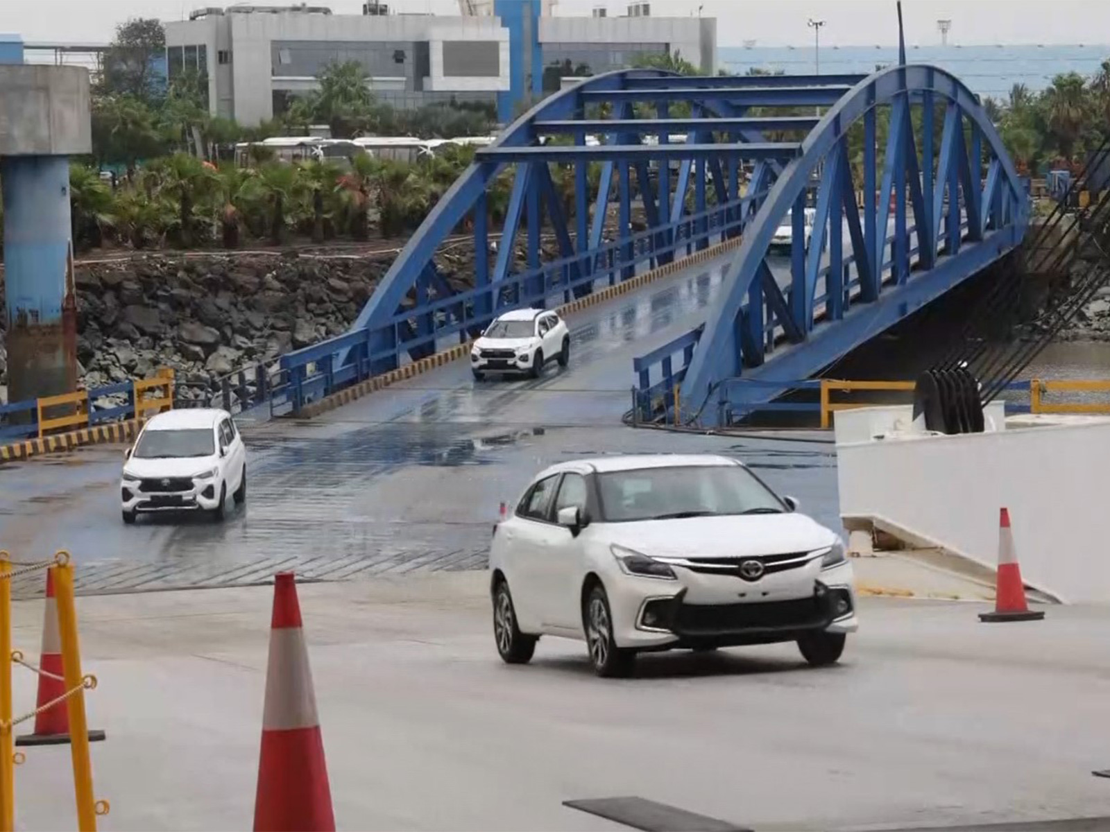 Mundra becomes India's largest auto export hub (Photo-ANI)