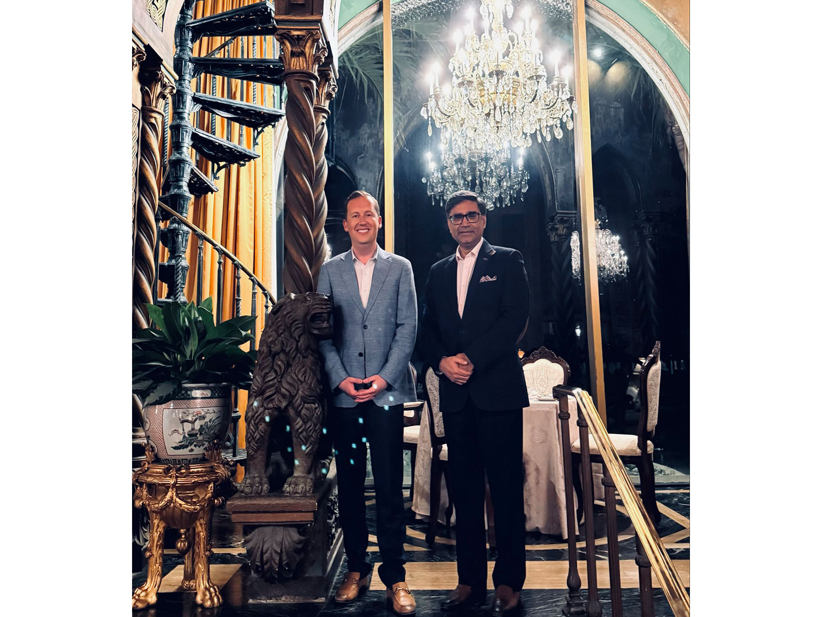 US Ambassador to India, Sergio Gor with  Foreign Secretary Vikram Misri (Photo: X@USAmbIndia)