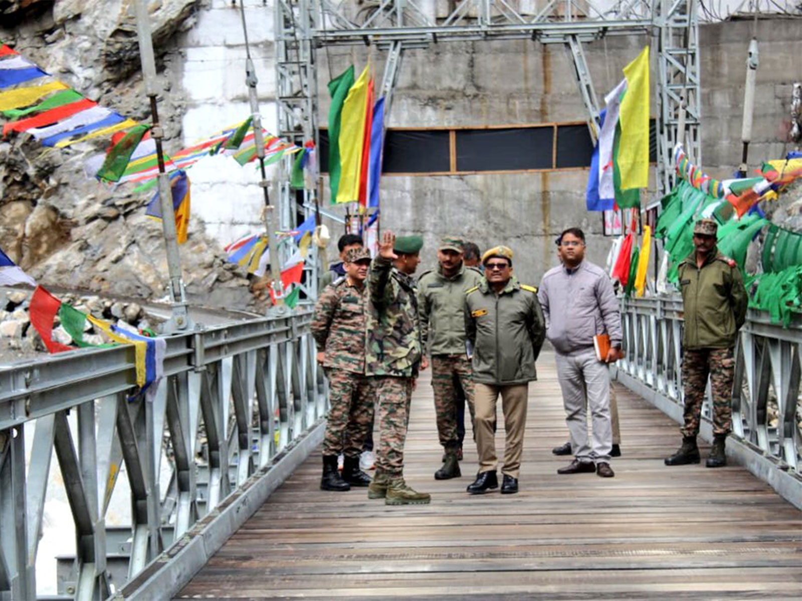 ADGBR (East) Jitendra Singh reviews restoration efforts at landslide-hit North Sikkim (Photo/Defence PRO)