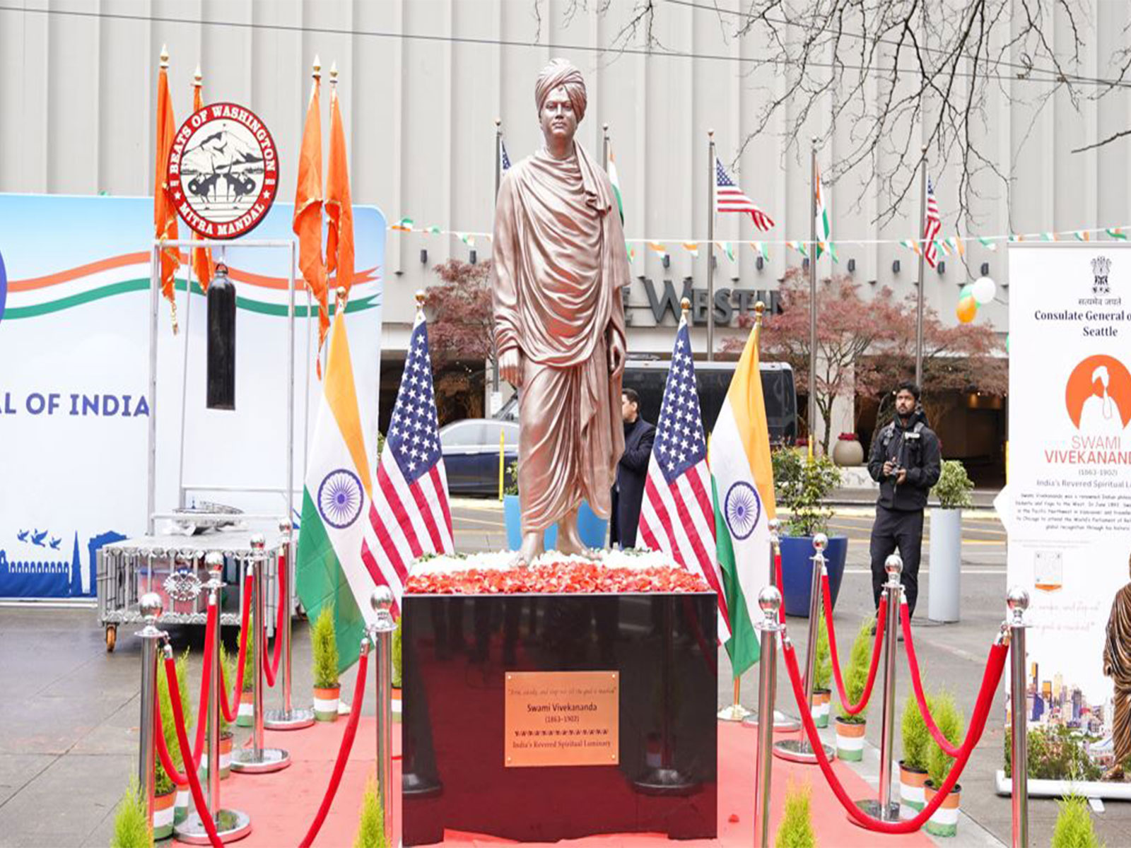 Swami Vivekananda statue at Westlake Square in the heart of downtown Seattle (Photo/Indian Consulate in Seattle)