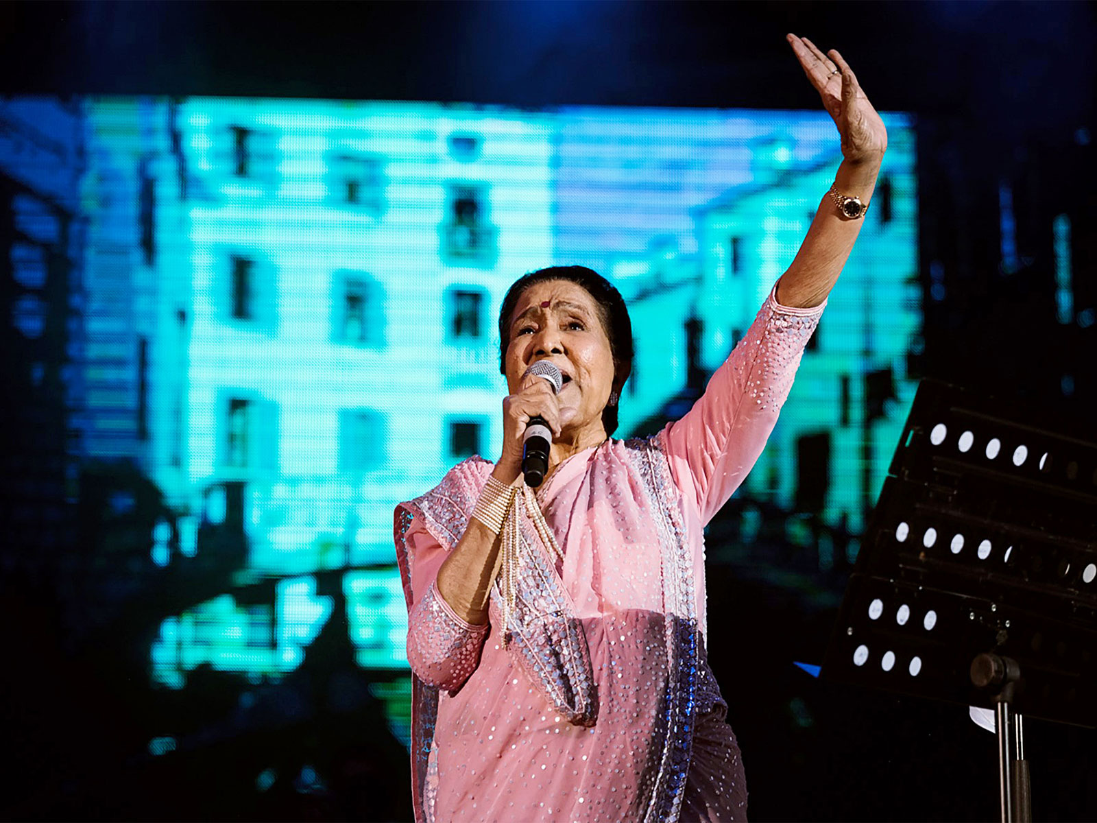 Legendary singer Asha Bhosle (Photo/ANI)