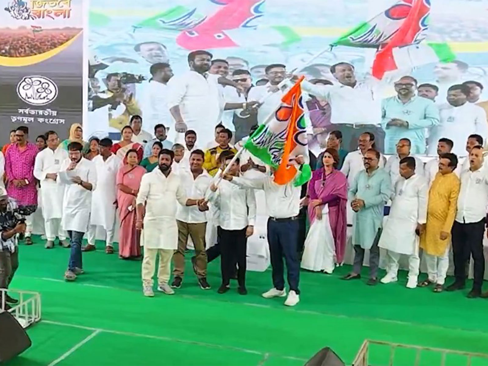 Several Hooghly BJP leaders join BJP (Photo/x/@AITCofficial)