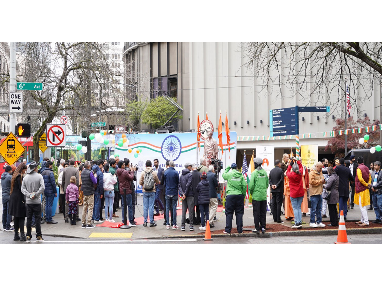 Statue of Swami Vivekananda in Seattle (Photo: X@IndiainSeattle)