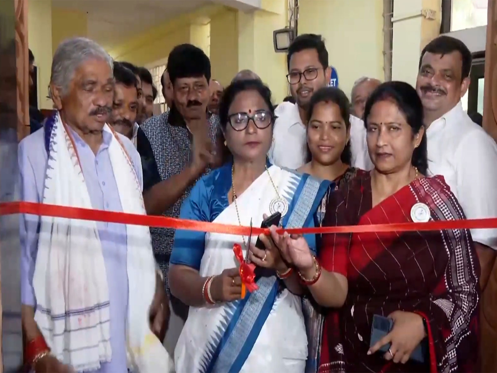Odisha Assembly Speaker, Bhubaneswar Mayor inaugurates photo exhibition on 78th Capital Foundation Day (Photo/ANI)