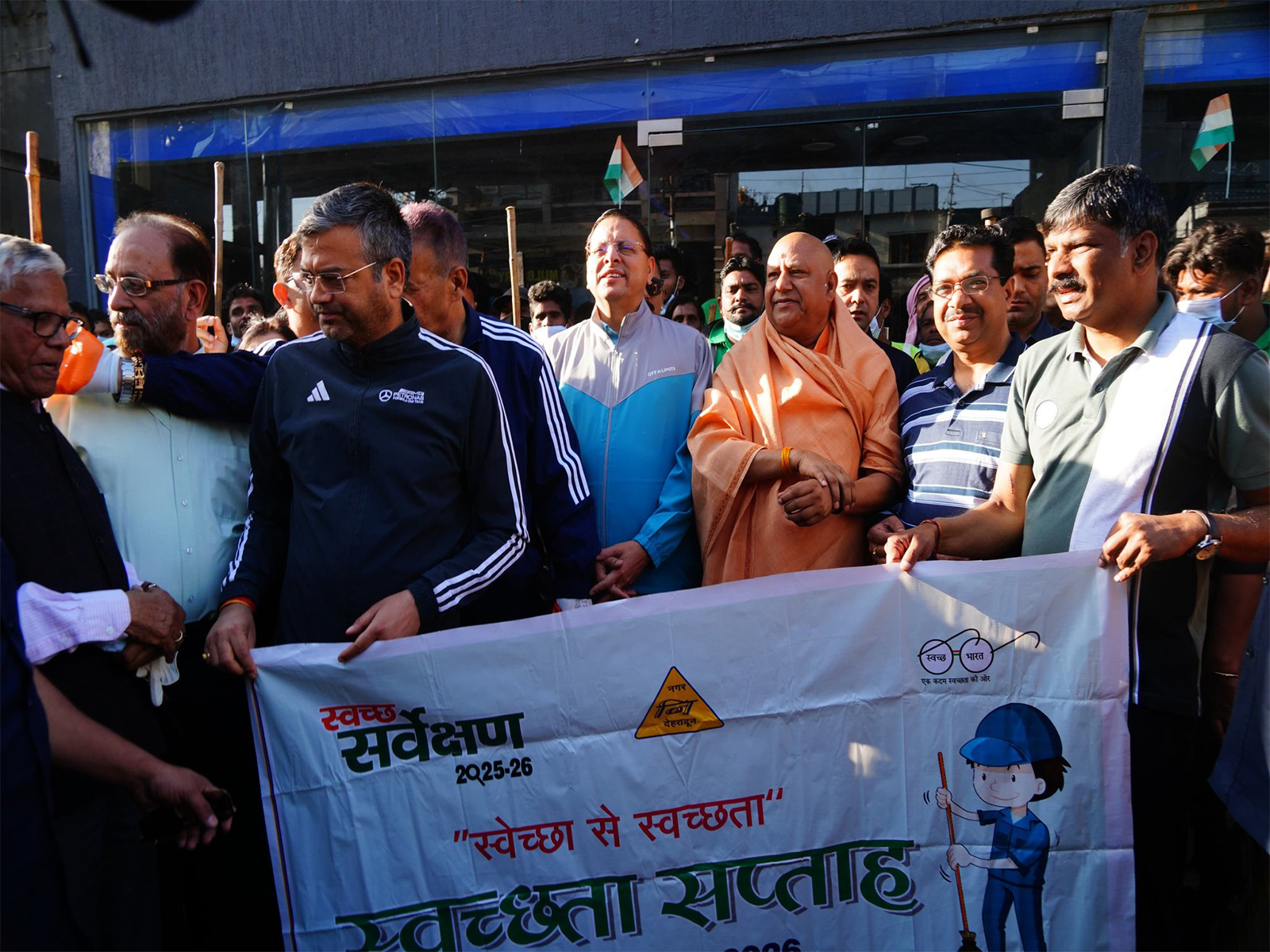 Uttarakhand CM Dhami participates in 'Voluntary Cleanliness' program in Dehradun (Photo/X@pushkardhami)