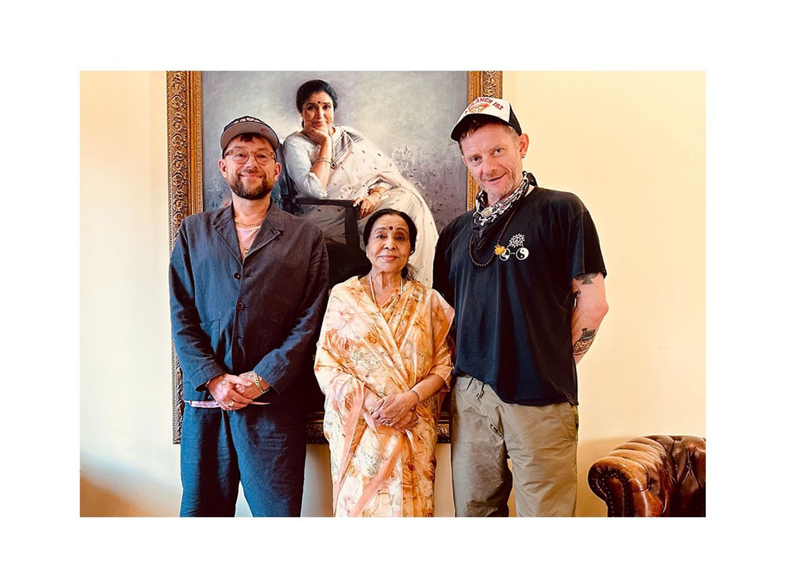 Damon Albarn with Asha Bhosle (Photo/instagram/@damonalbarn)