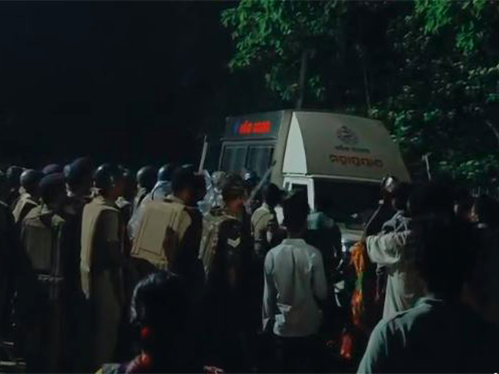 Police during the clash (Photo/ANI)