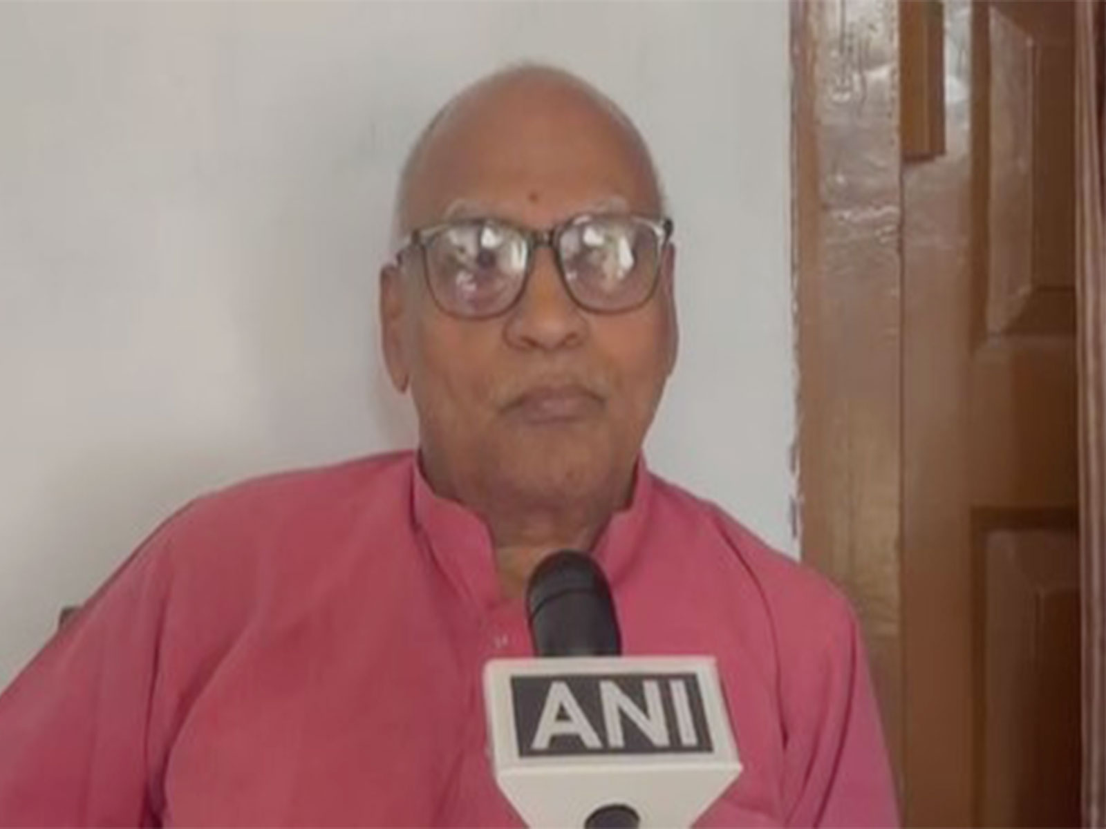 Ishan Kishan's grandfather, Anurag Pandey (Photo: ANI)