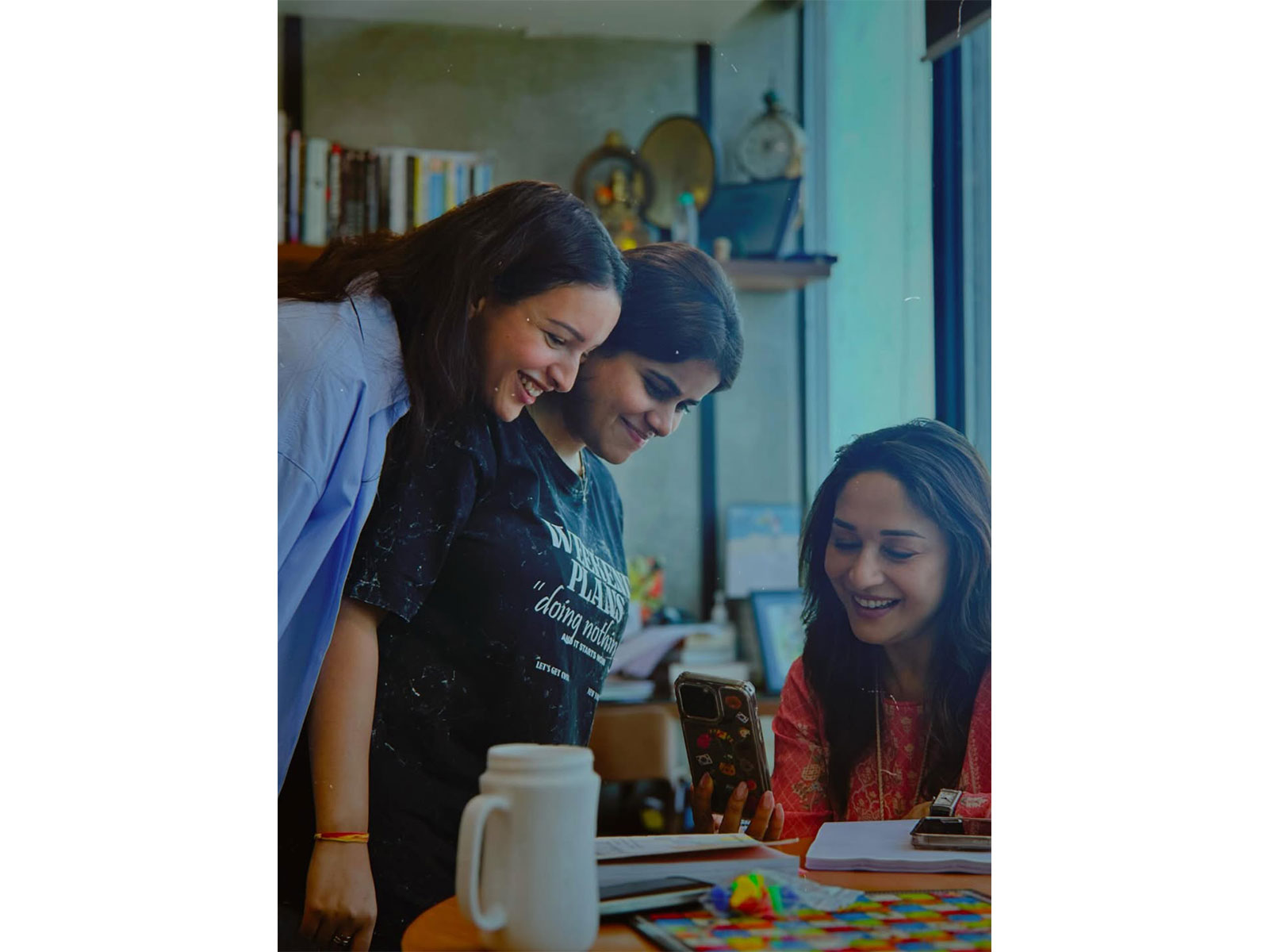 'Maa Behen' sets (Photo/Instagram@sureshtriveni_)