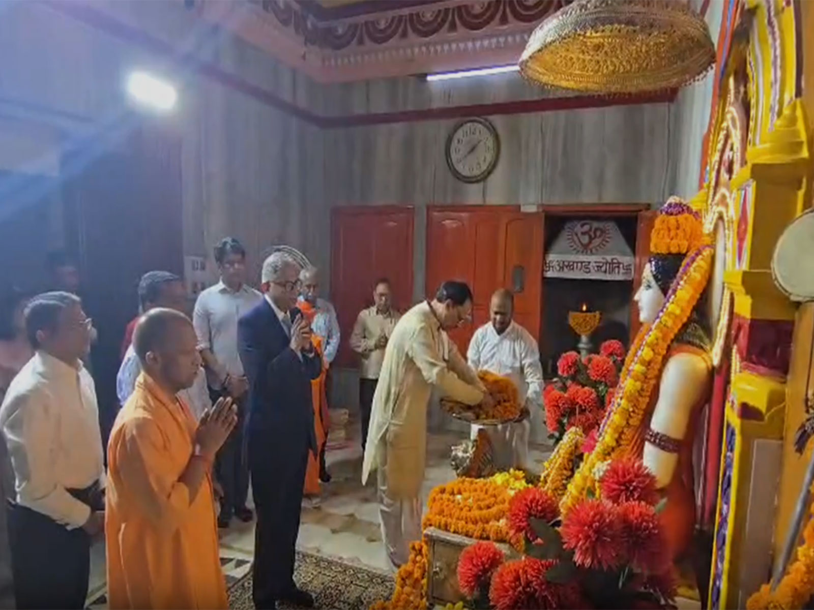 UP CM Yogi Adityanath, Tata Group Chairman N Chandrasekaran offer prayers at Gorakhnath temple (Photo/ANI)