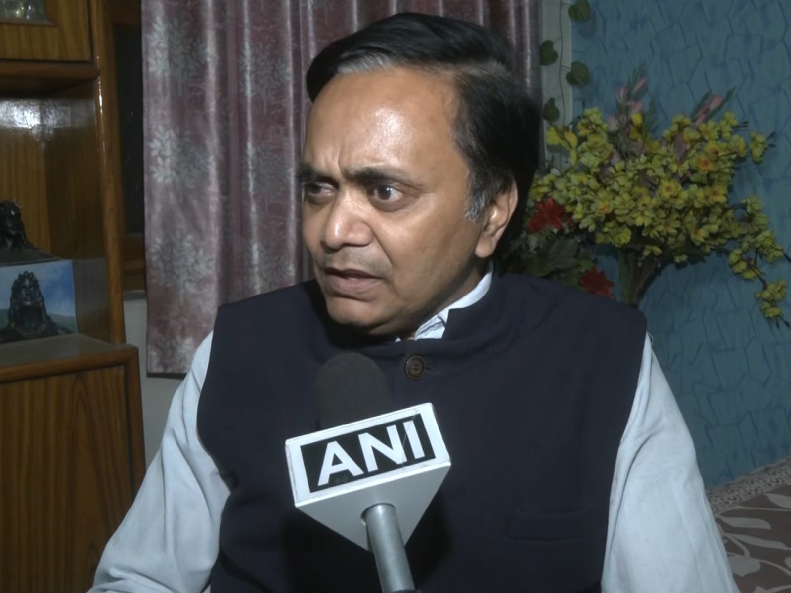 Defence and foreign affairs expert Sanjeev Srivastava (Photo/ANI)