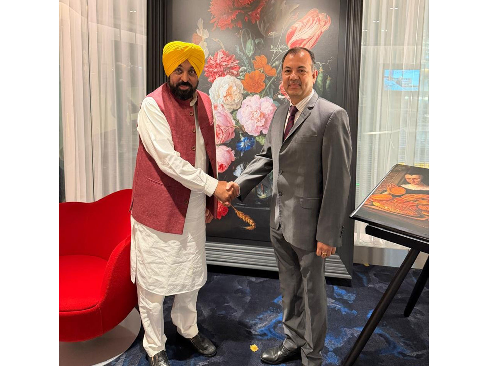 Punjab CM Bhagwant Mann with India's Ambassador to the Netherlands, Kumar Tuhin (Photo/Punjab CMO)