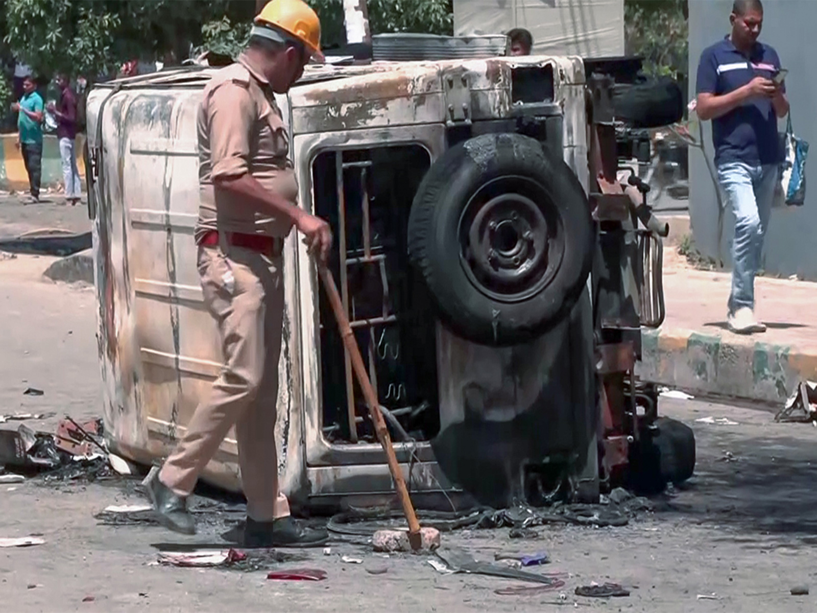 Aftermath of violent protest in Noida on April 13 (Photo/ANI)