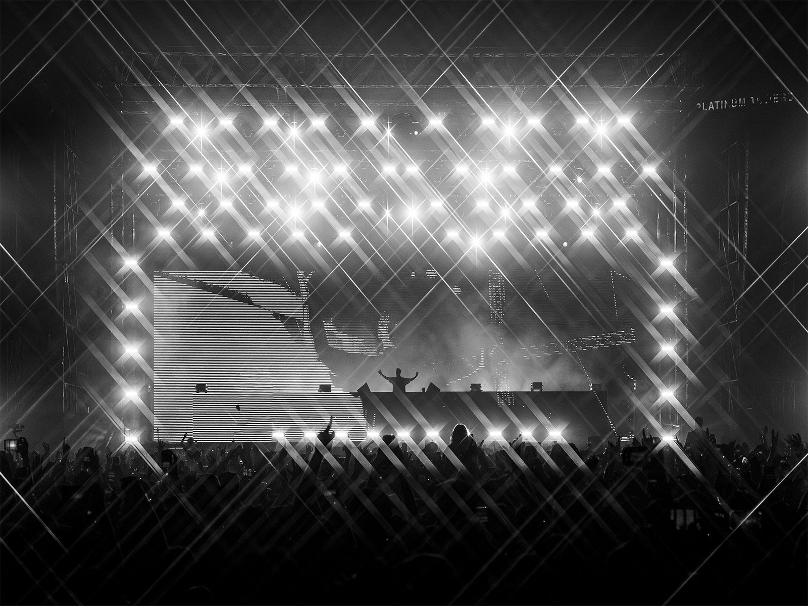 'Summer' gets hotter in Delhi as Calvin Harris wraps India debut tour (Photo/Neofox)