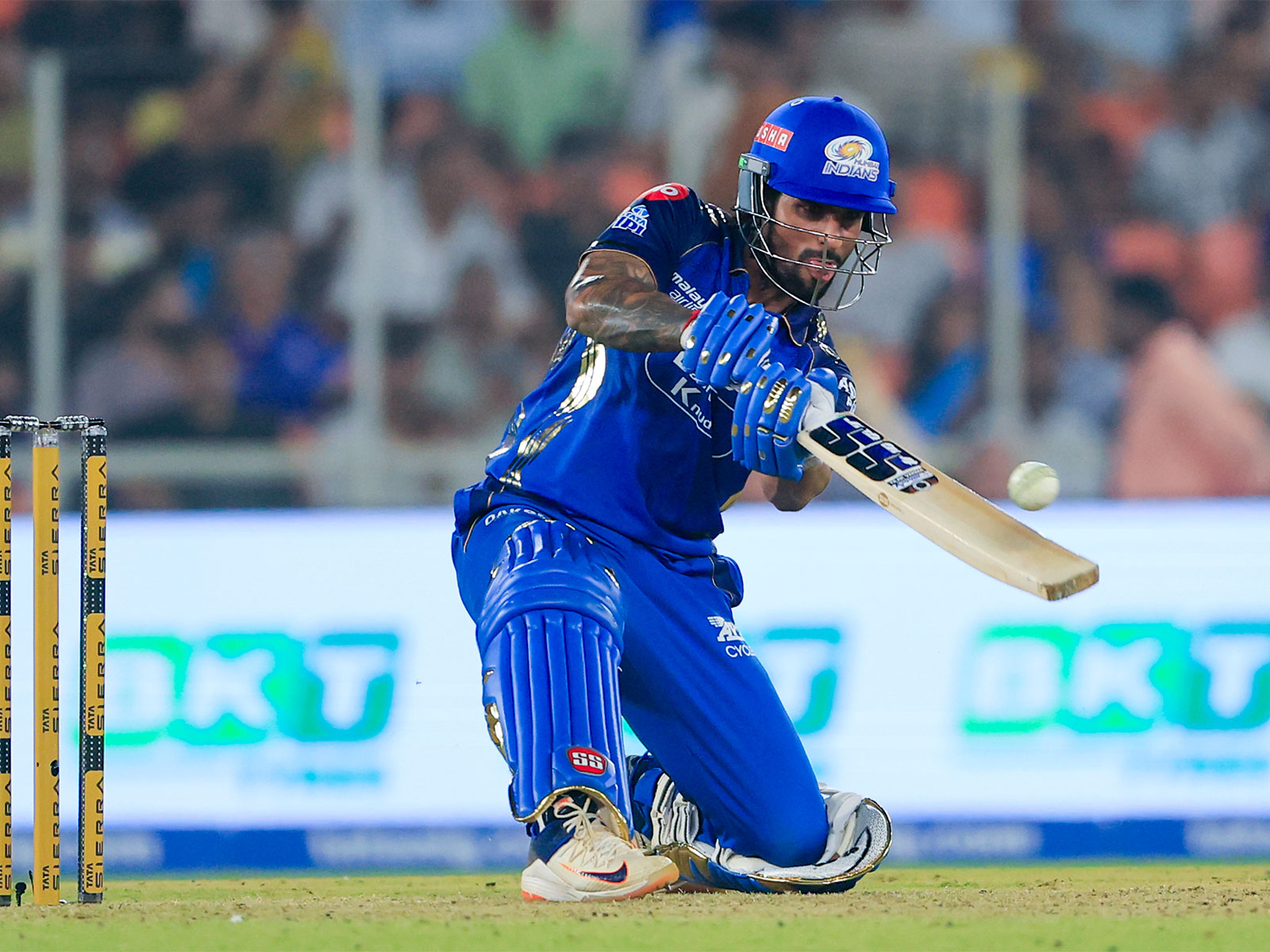Tilak Varma batting during MI vs GT IPL clash. (Photo: X/@IPL)