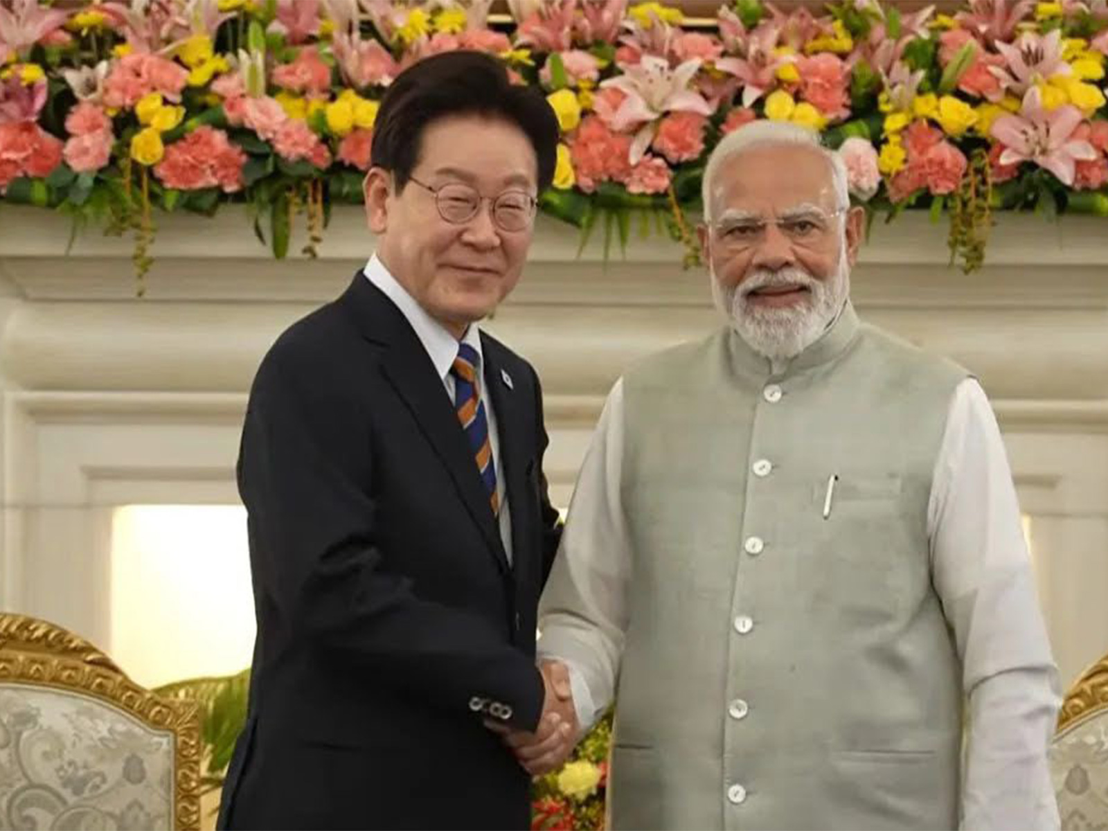 Prime Minister Narendra Modi with South Korean President Lee Jae-myung (Photo/ANI)