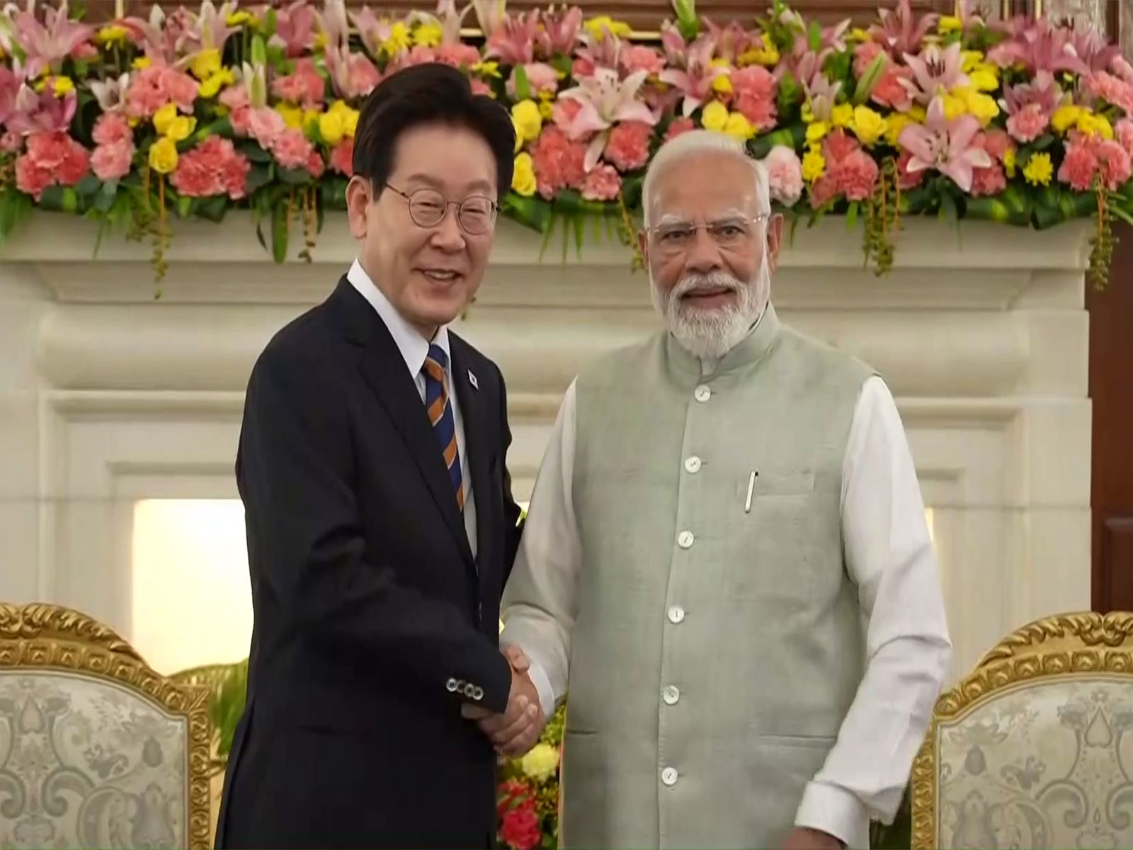Prime Minister Narendra Modi with South Korean President Lee Jae-myung (Photo/ANI)