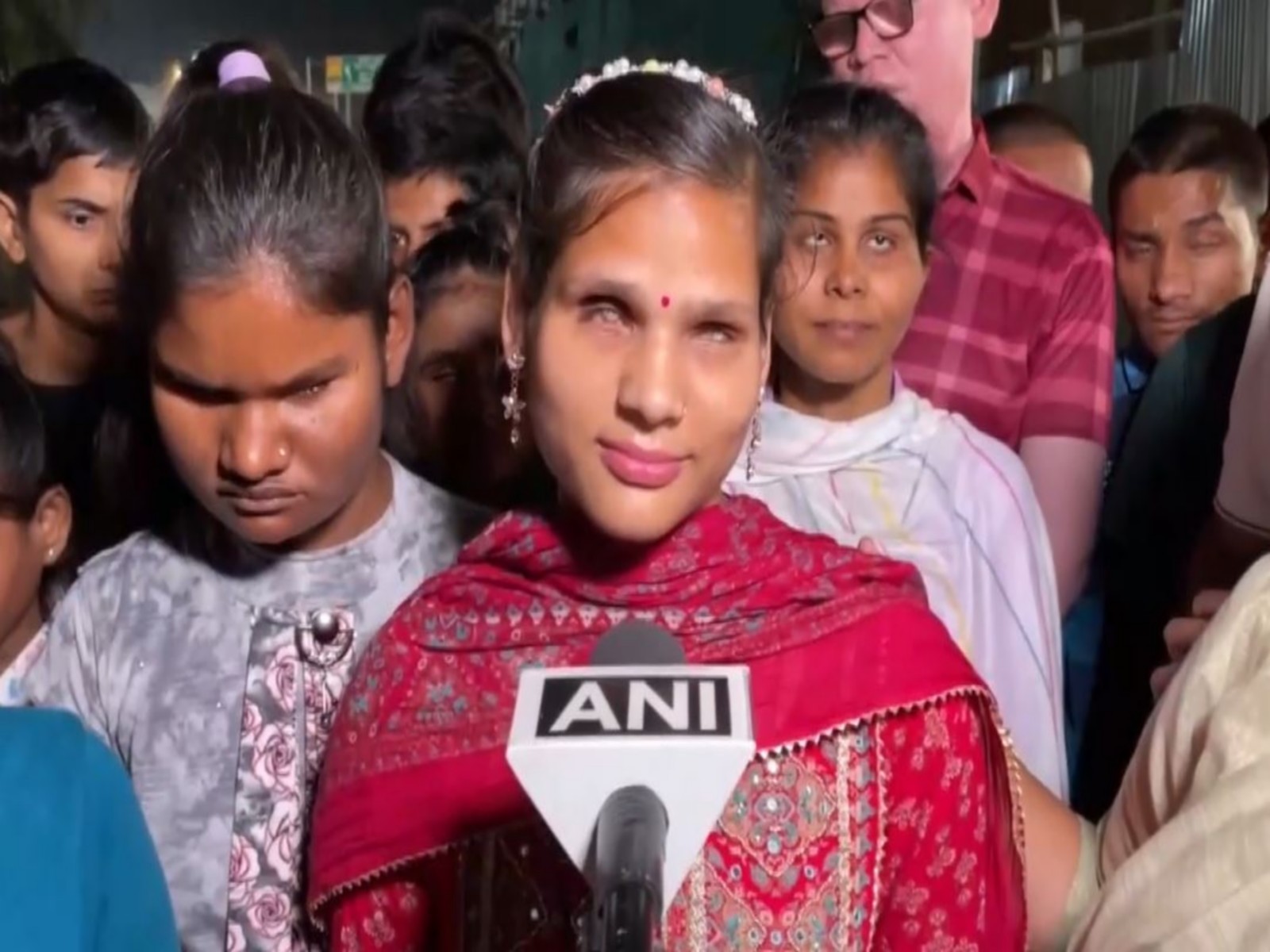 Visually impaired students visit Ram temple in Ayodhya (Photo/ANI)