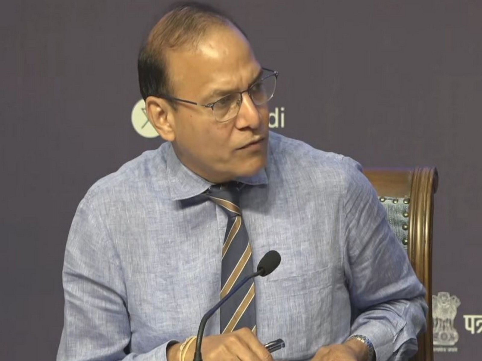  Shipping Ministry Additional Secretary Mukesh Mangal (Photo: YouTube/PIBIndia)