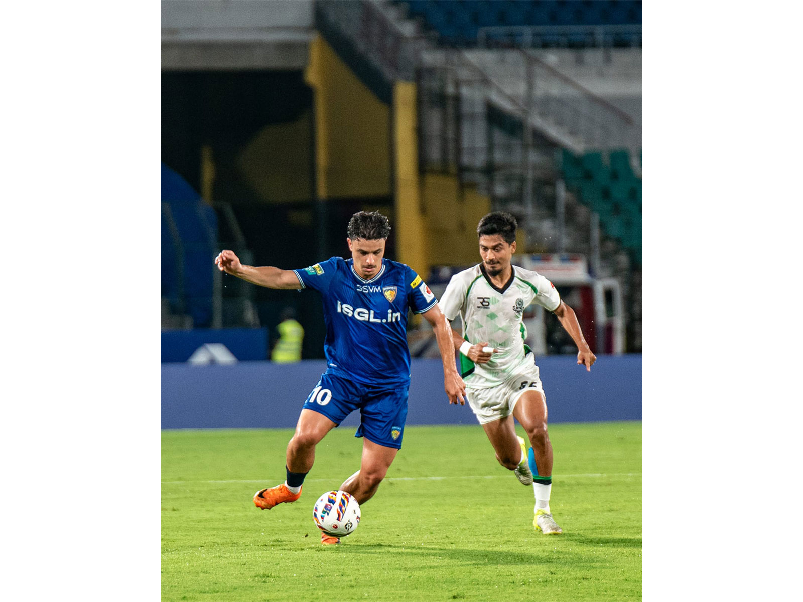 Chennaiyin FC and Mohammedan SC players in action  (Photo/ISL)