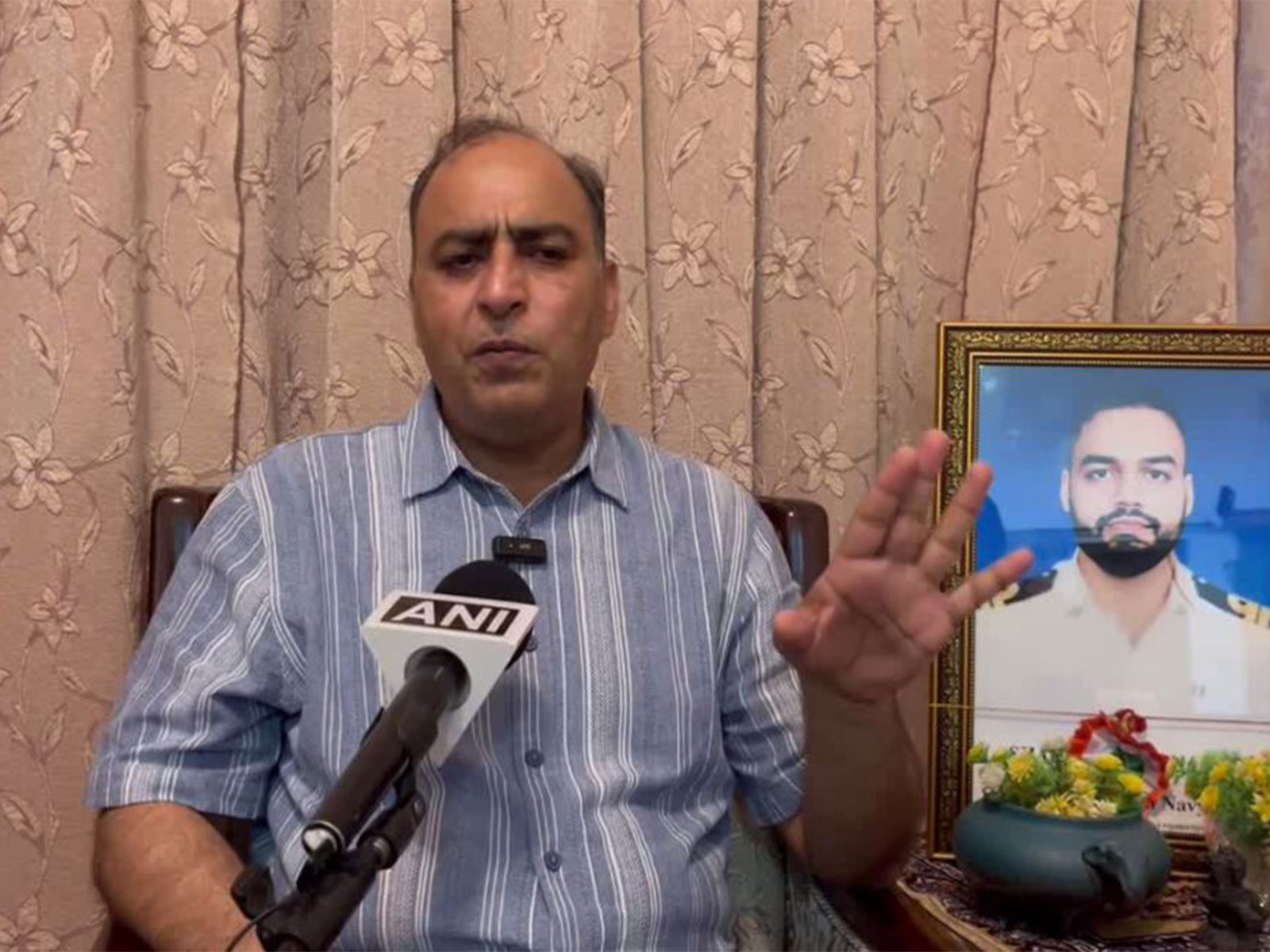 Rajesh Narwal, Father of Lt. Vinay Narwal (Photo/ANI)