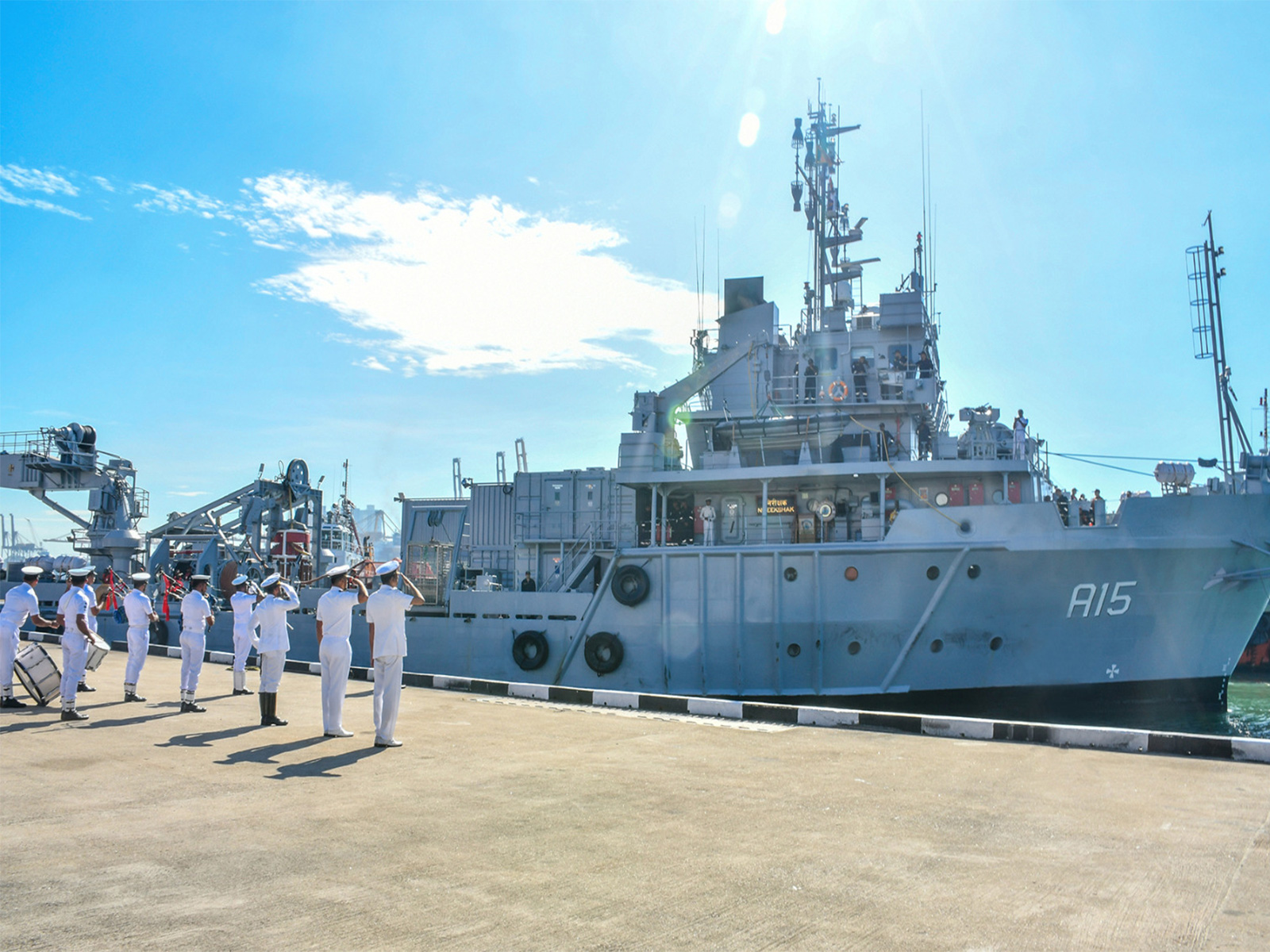 INS Nireekshak reaches Colombo for India-Sri Lanka Diving Exercise DIVEX 2026 (Photo/X@indiannavy)