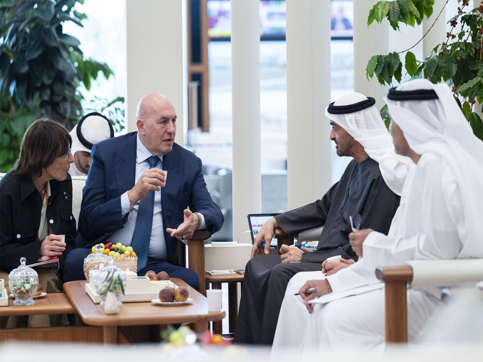 UAE President Sheikh Mohamed bin Zayed Al Nahyan and Italian Defence Minister Guido Crosetto (Photo/X@MinisteroDifesa)