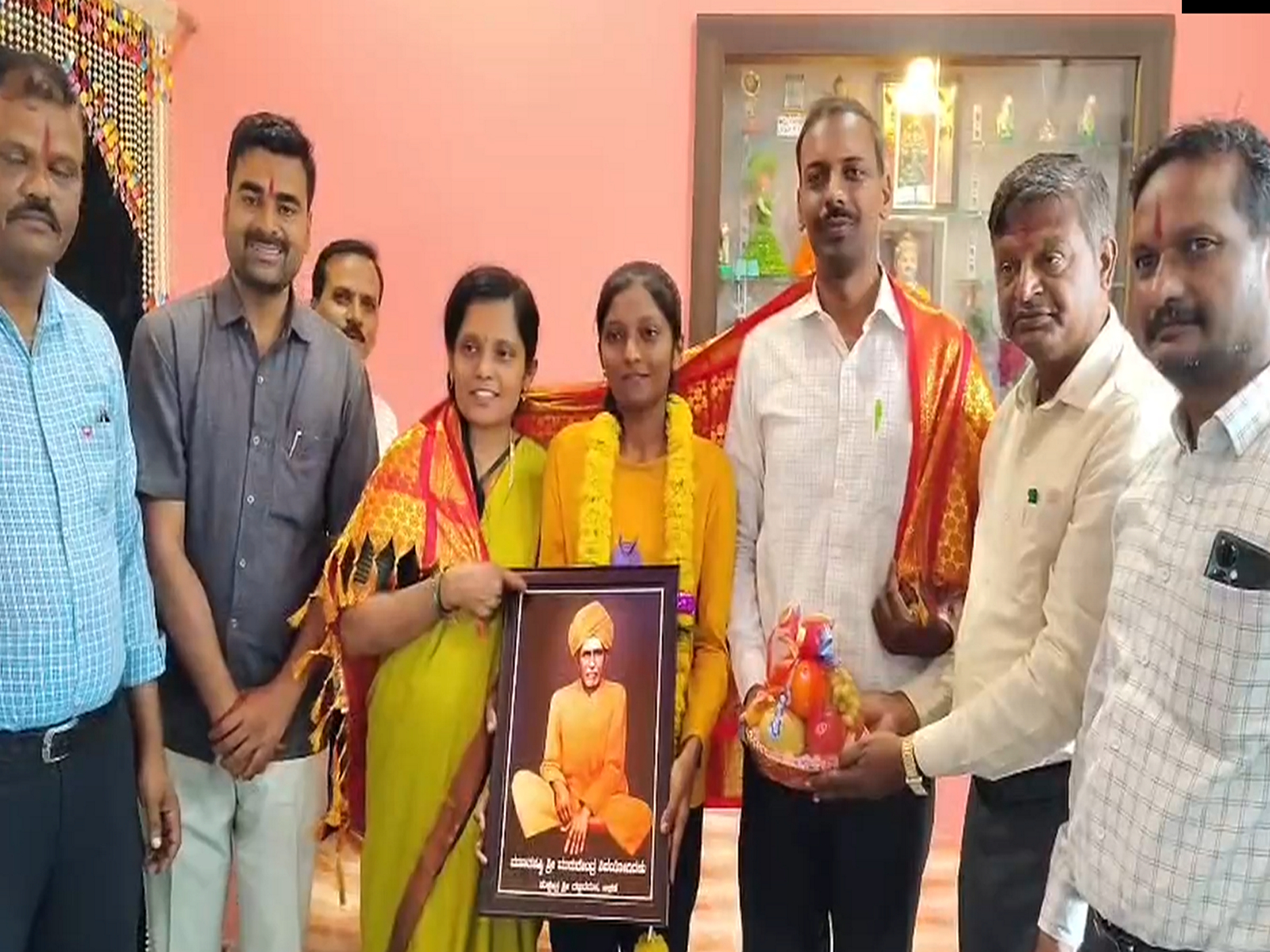 Prathana Nagaraj Biradar Patil, Government High school student, ranks first In SSLC results with 625 Out Of 625 marks (Photo/ANI)