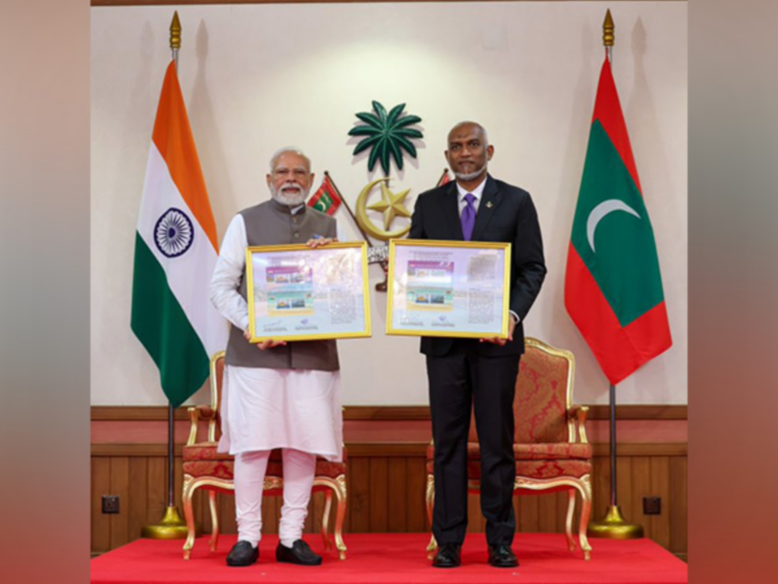 Prime Minister Narendra Modi with Maldives President Muizzu (Photo/X@narendramodi)