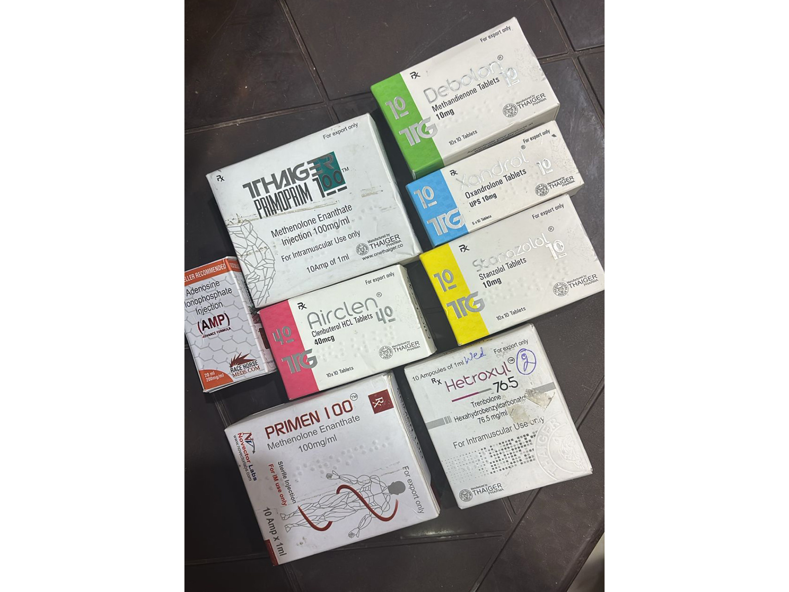 The products siezed by FSSAI during raid (Photo/FSSAI)