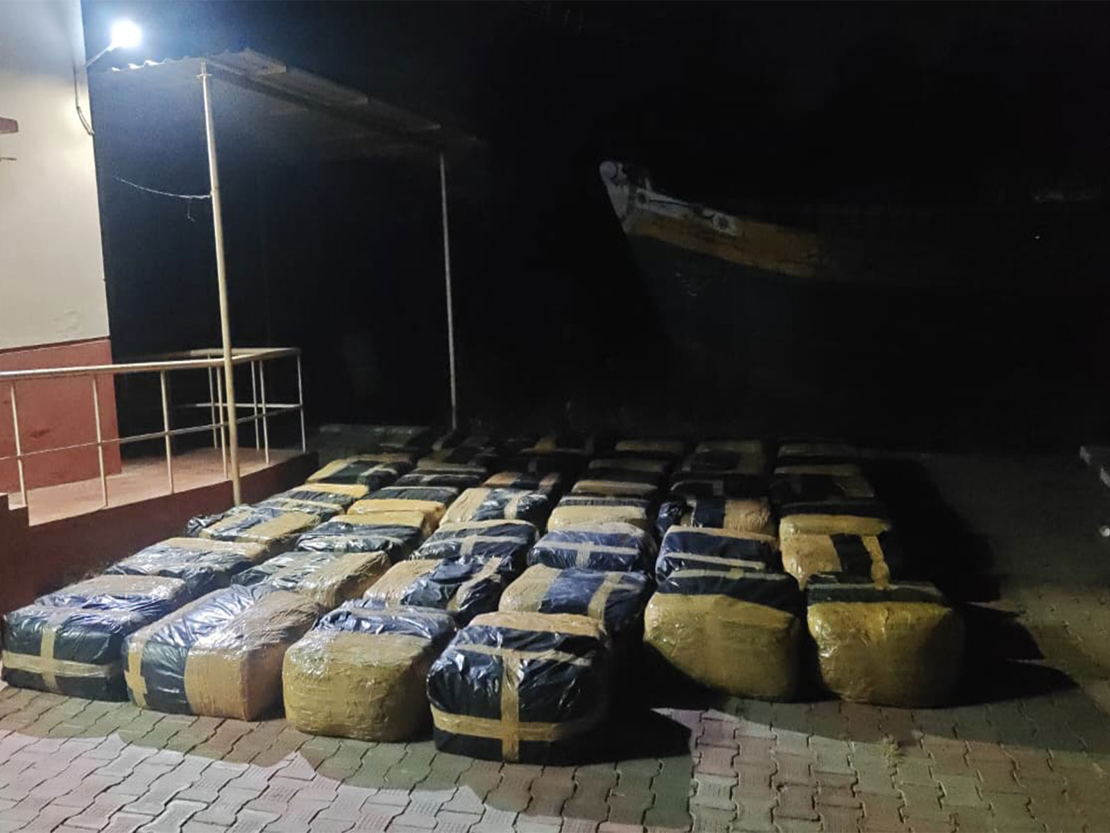 Seized Beedi Leaves by Q Branch Police (Photo/Q Branch Police)