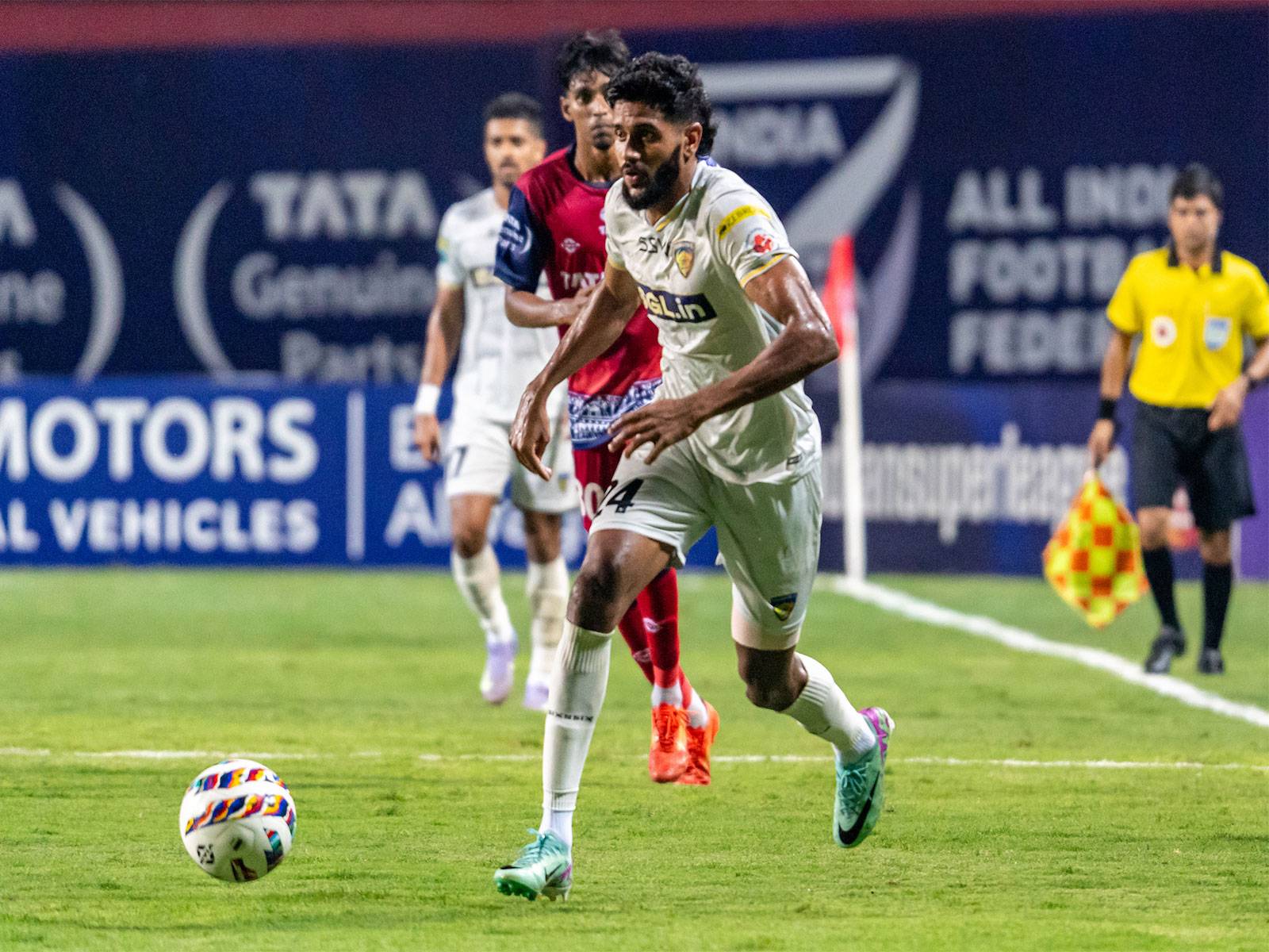 Jamshedpur FC and Chennaiyin FC players in action (Photo: AIFF Media / ISL)